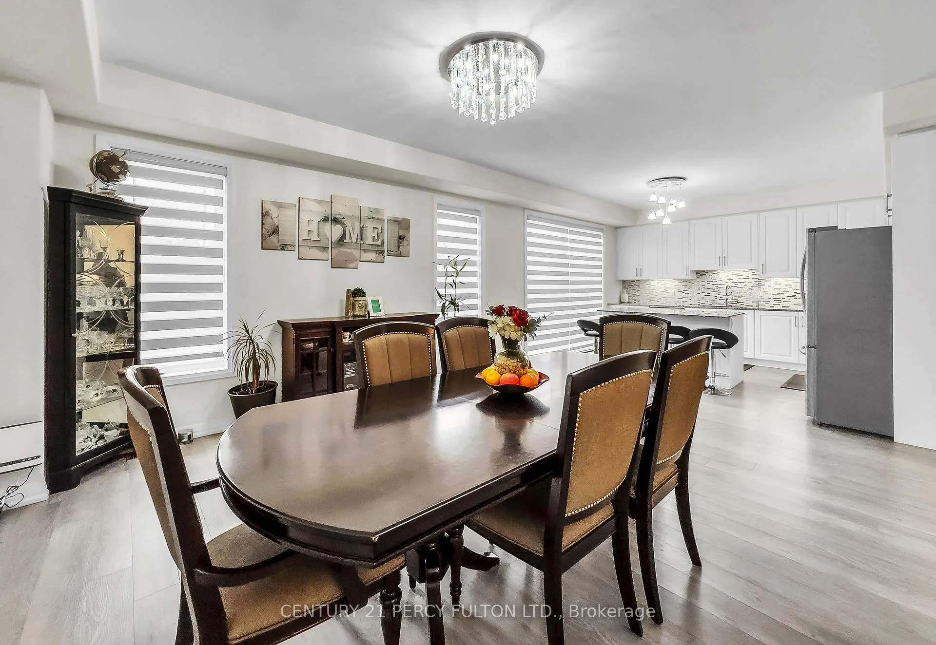 Photo 10 of 302 Cullen Trail, Peterborough, Northcrest Ward 5 — HOMEH