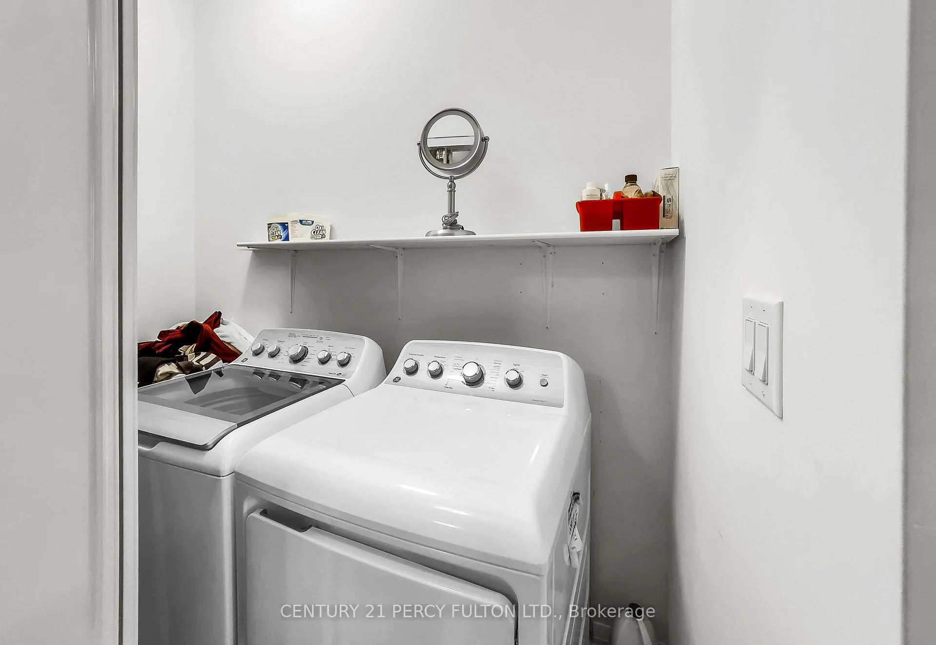 Photo 18 of 302 Cullen Trail, Peterborough, Northcrest Ward 5 — HOMEH
