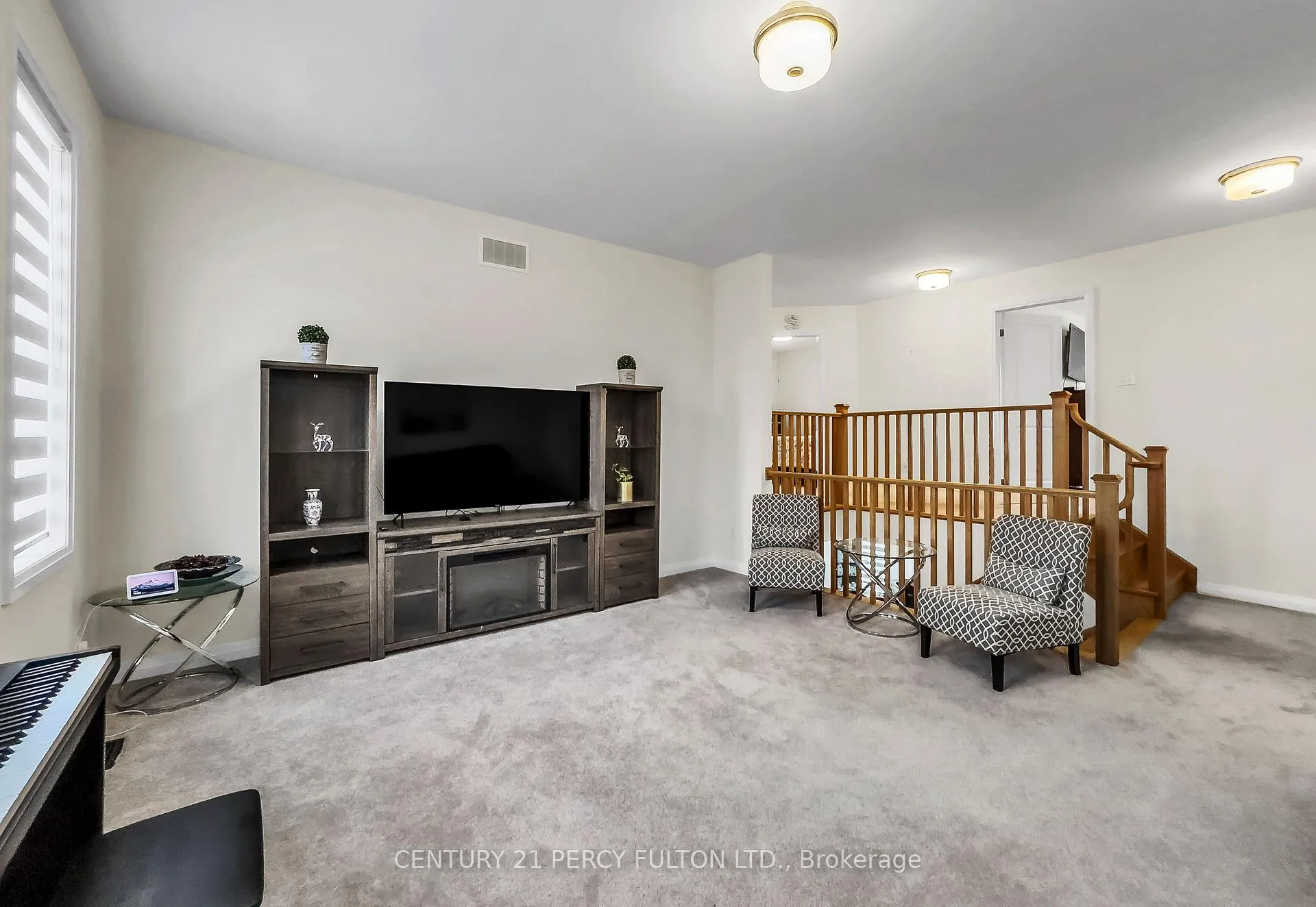 Photo 20 of 302 Cullen Trail, Peterborough, Northcrest Ward 5 — HOMEH
