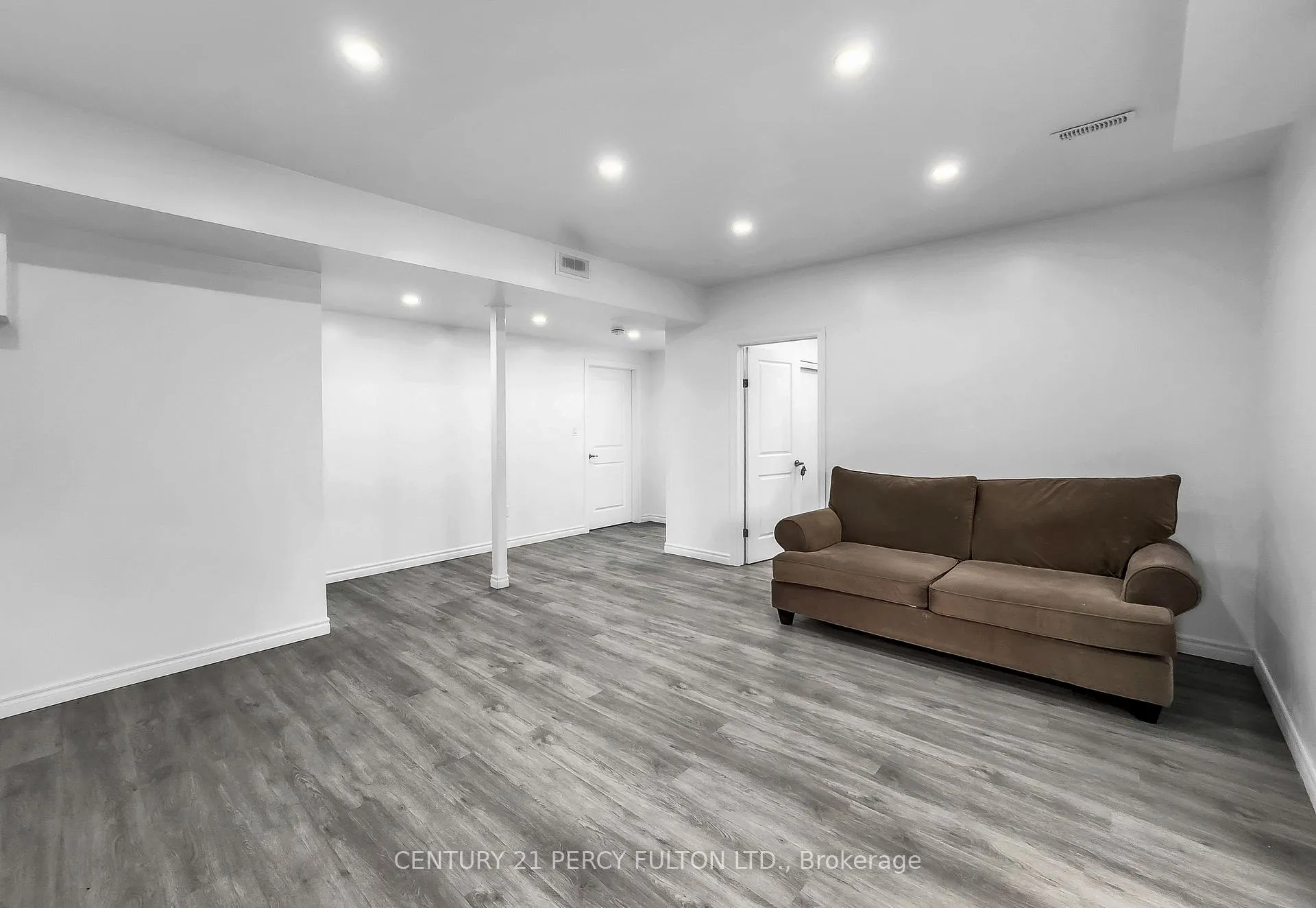 Photo 39 of 302 Cullen Trail, Peterborough, Northcrest Ward 5 — HOMEH
