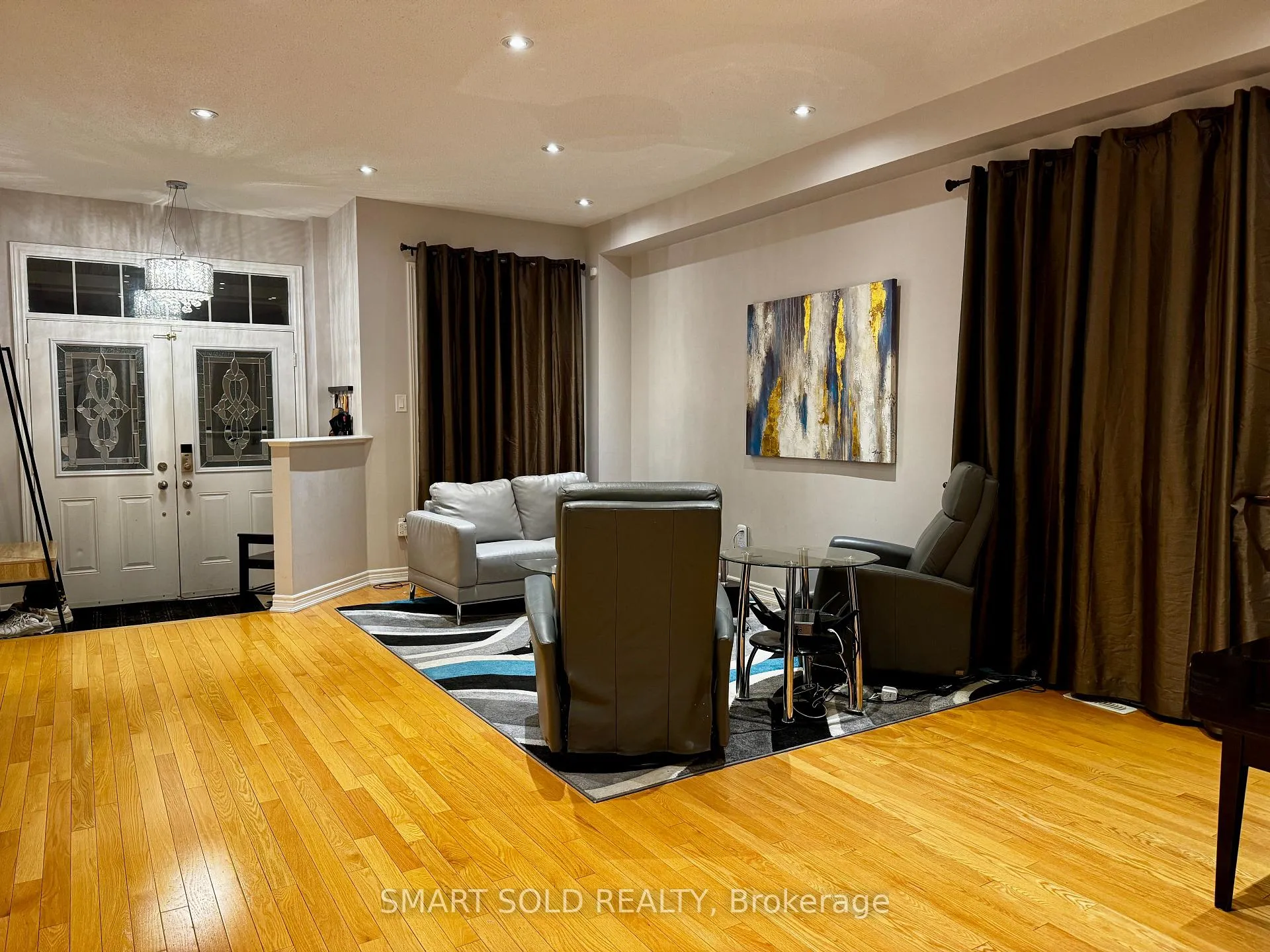 Photo 8 of 35 Cosford Street, Aurora, Bayview Northeast — HOMEH