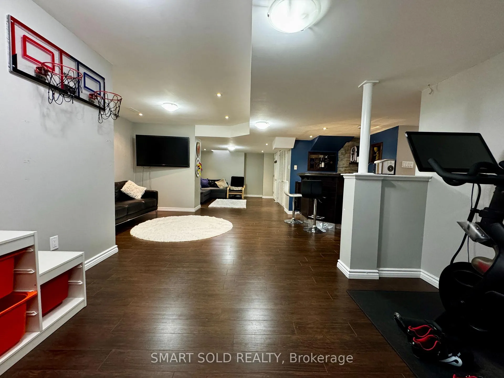 Photo 19 of 35 Cosford Street, Aurora, Bayview Northeast — HOMEH