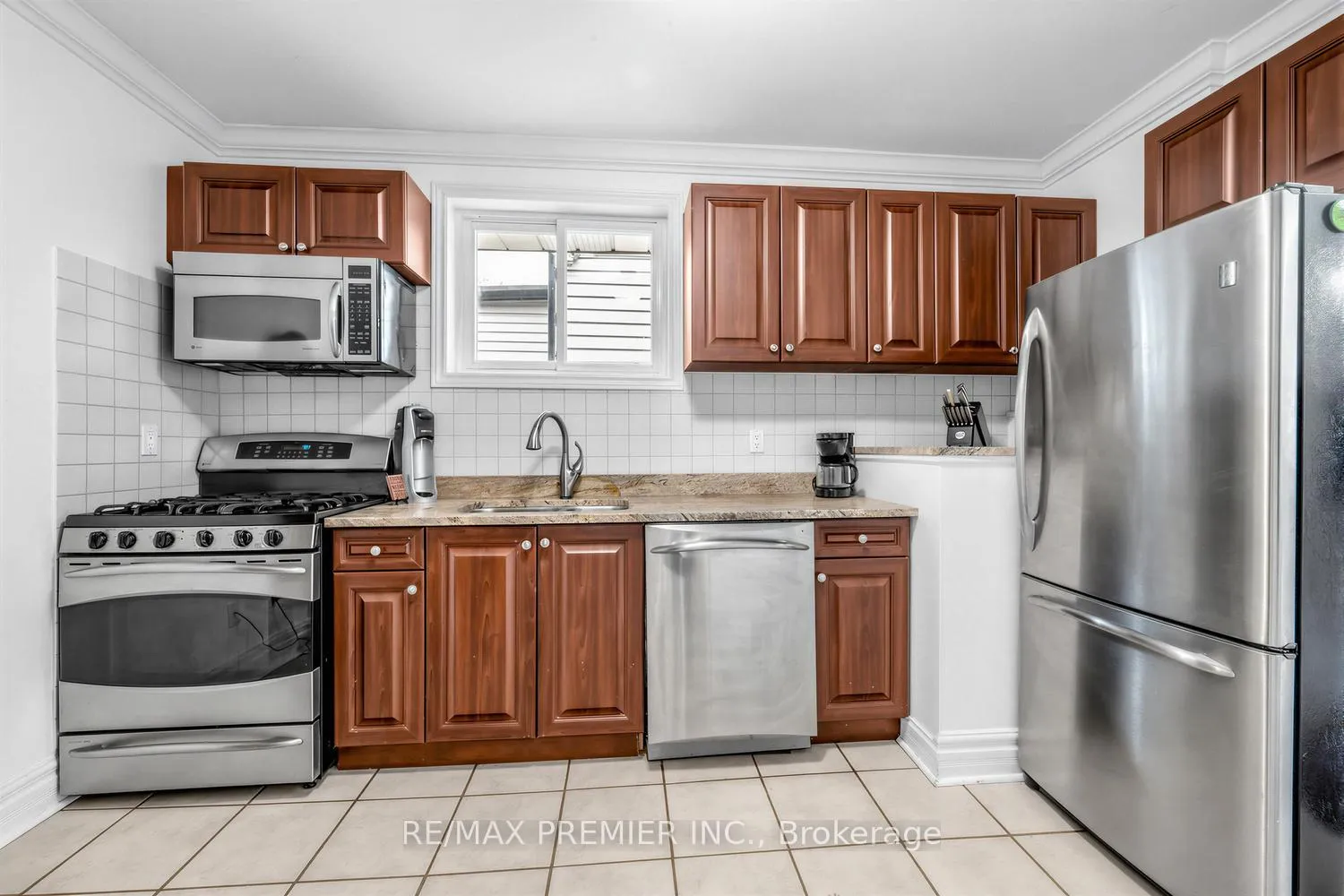 Photo 9 of 144 Westlake Avenue, Toronto, Woodbine-Lumsden — HOMEH
