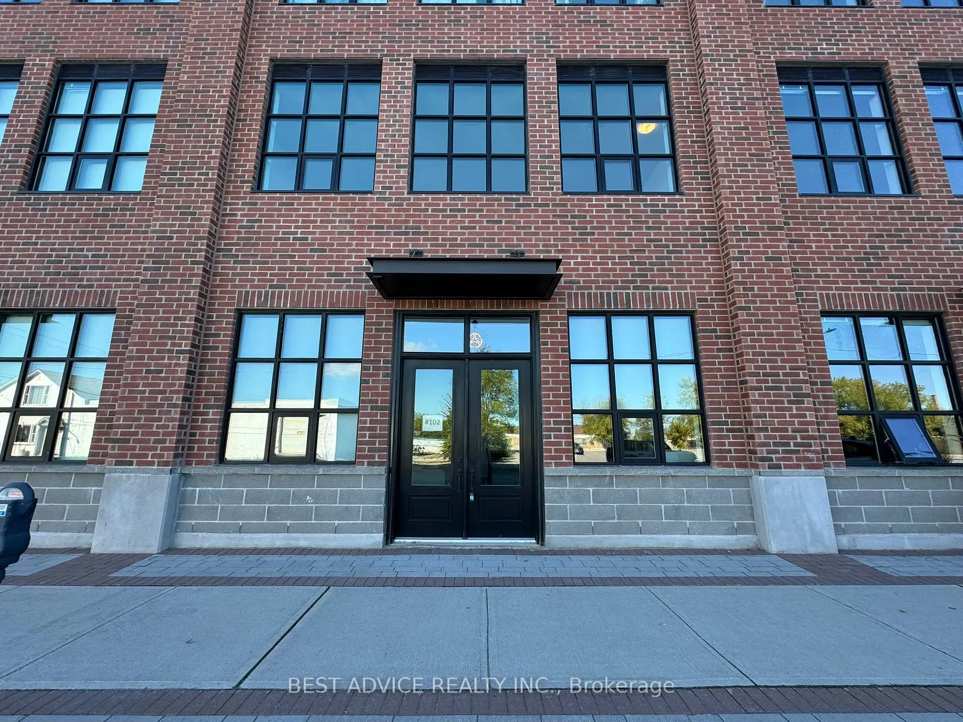 Photo 2 of Unit 102, 21 Matchedash Street S, Orillia — HOMEH