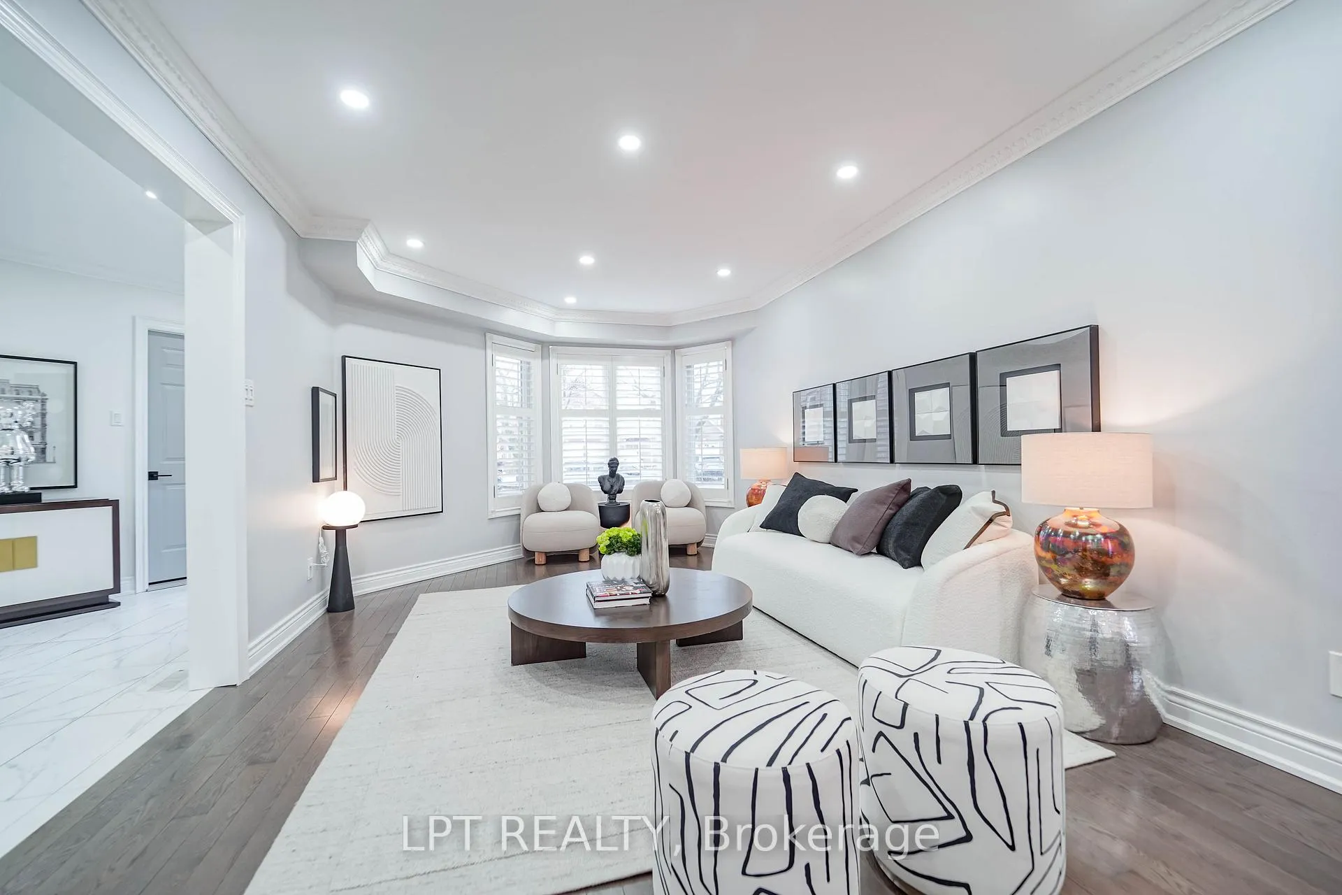 Photo 2 of 40 Dewberry Drive, Markham, Middlefield — HOMEH
