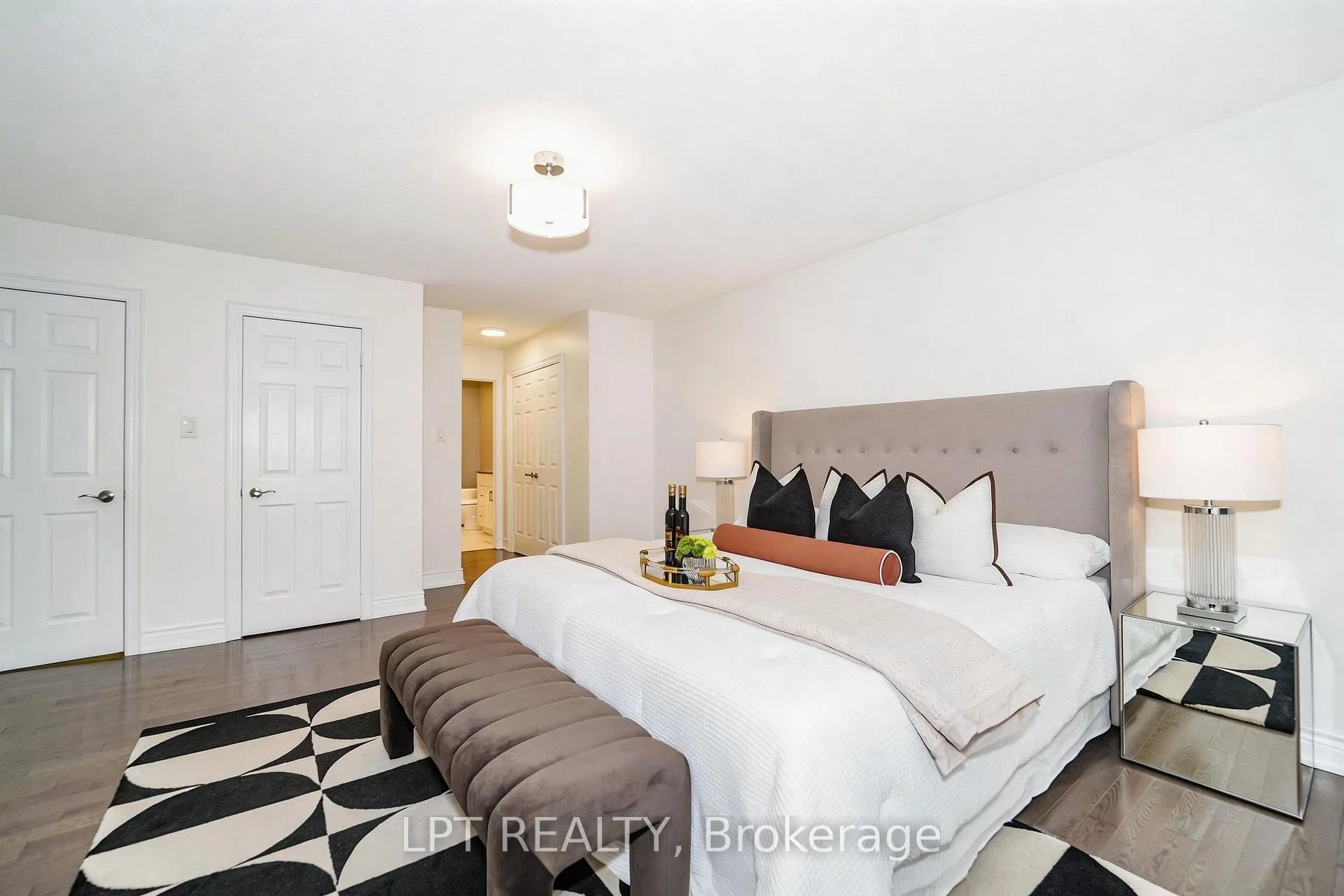 Photo 15 of 40 Dewberry Drive, Markham, Middlefield — HOMEH
