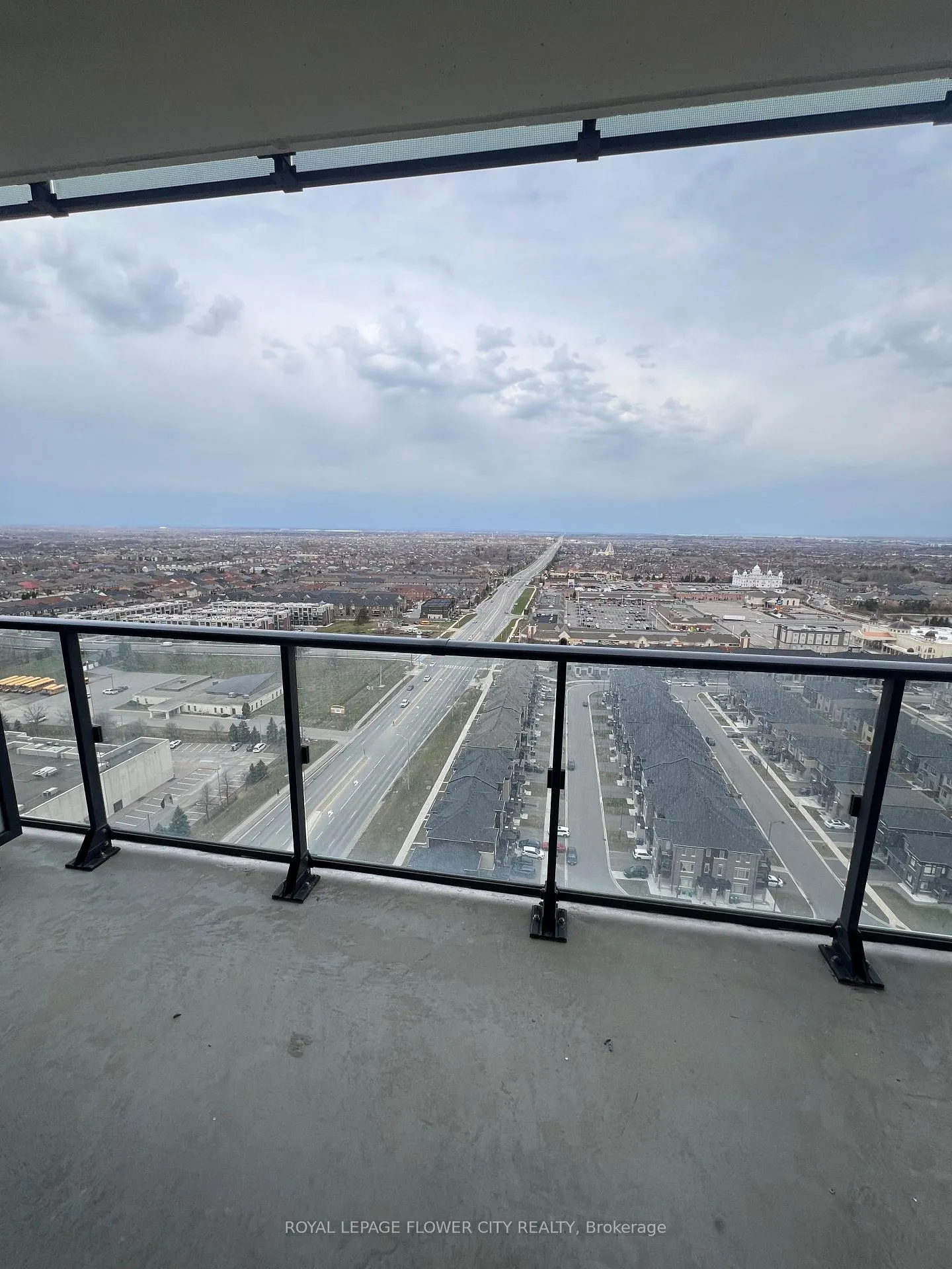 Photo 8 of Unit 1919, 15 Skyridge Drive, Brampton, Bram East — HOMEH