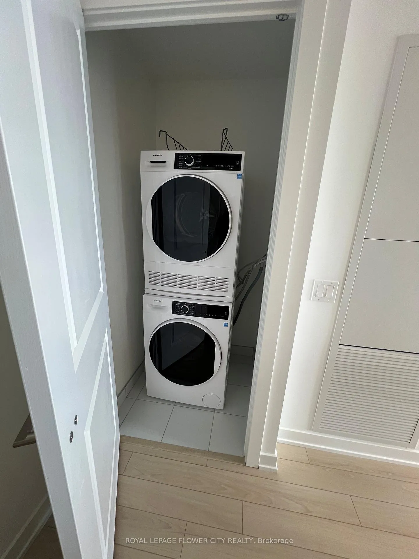 Photo 10 of Unit 1919, 15 Skyridge Drive, Brampton, Bram East — HOMEH