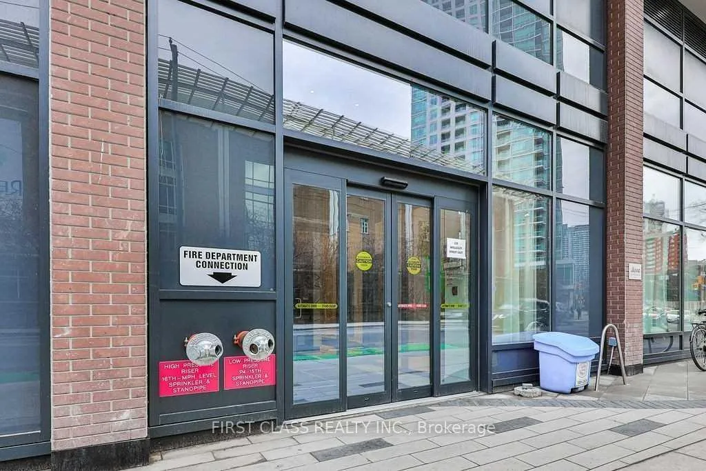 Photo 3 of Unit 2011, 159 Wellesley Street E, Toronto, Church-Yonge Corridor — HOMEH