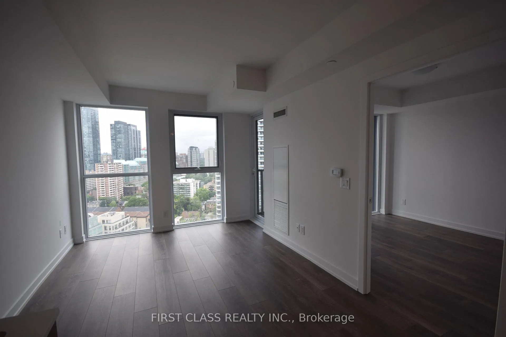 Photo 13 of Unit 2011, 159 Wellesley Street E, Toronto, Church-Yonge Corridor — HOMEH