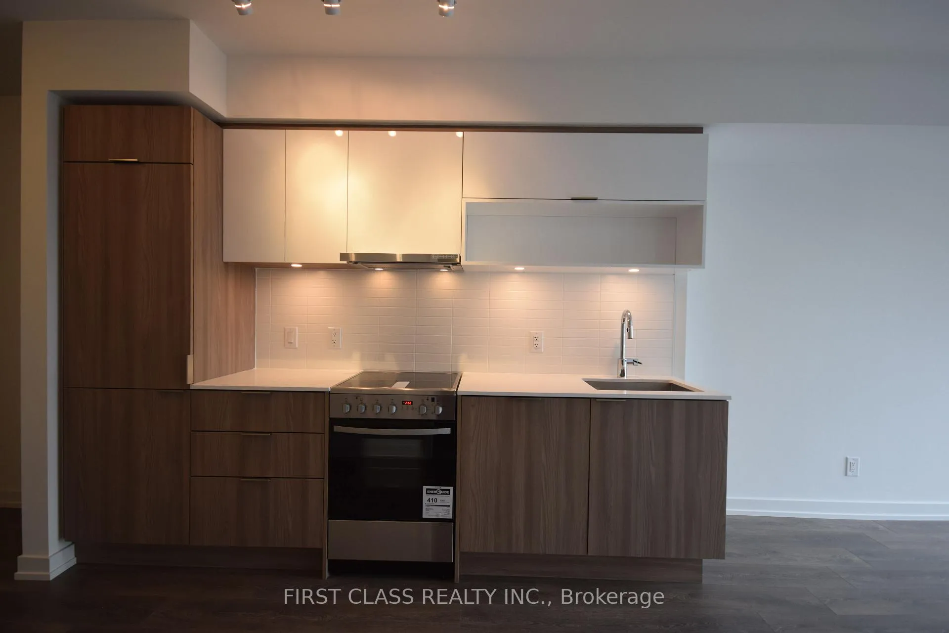 Photo 18 of Unit 2011, 159 Wellesley Street E, Toronto, Church-Yonge Corridor — HOMEH