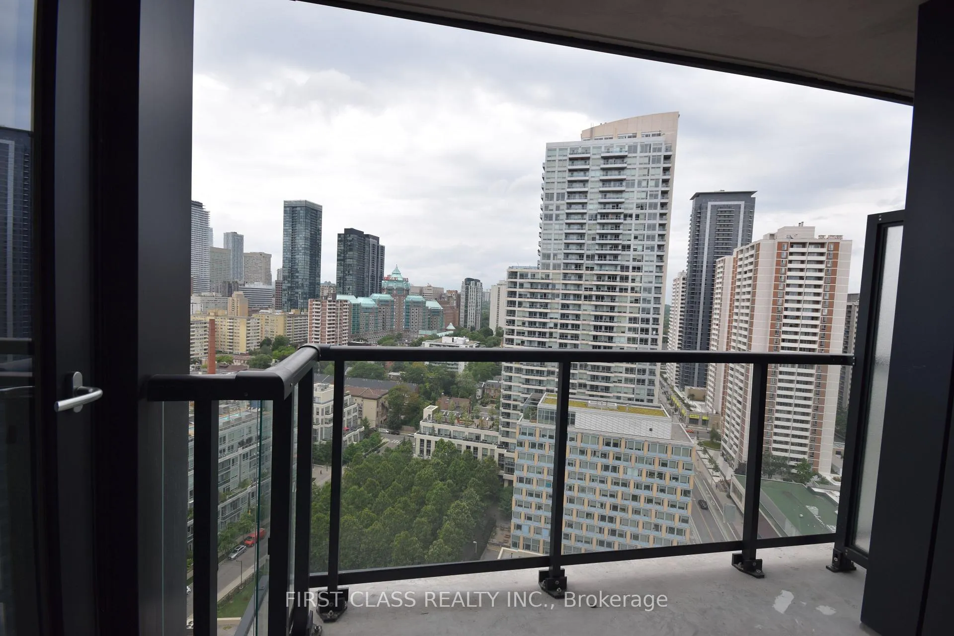 Photo 24 of Unit 2011, 159 Wellesley Street E, Toronto, Church-Yonge Corridor — HOMEH