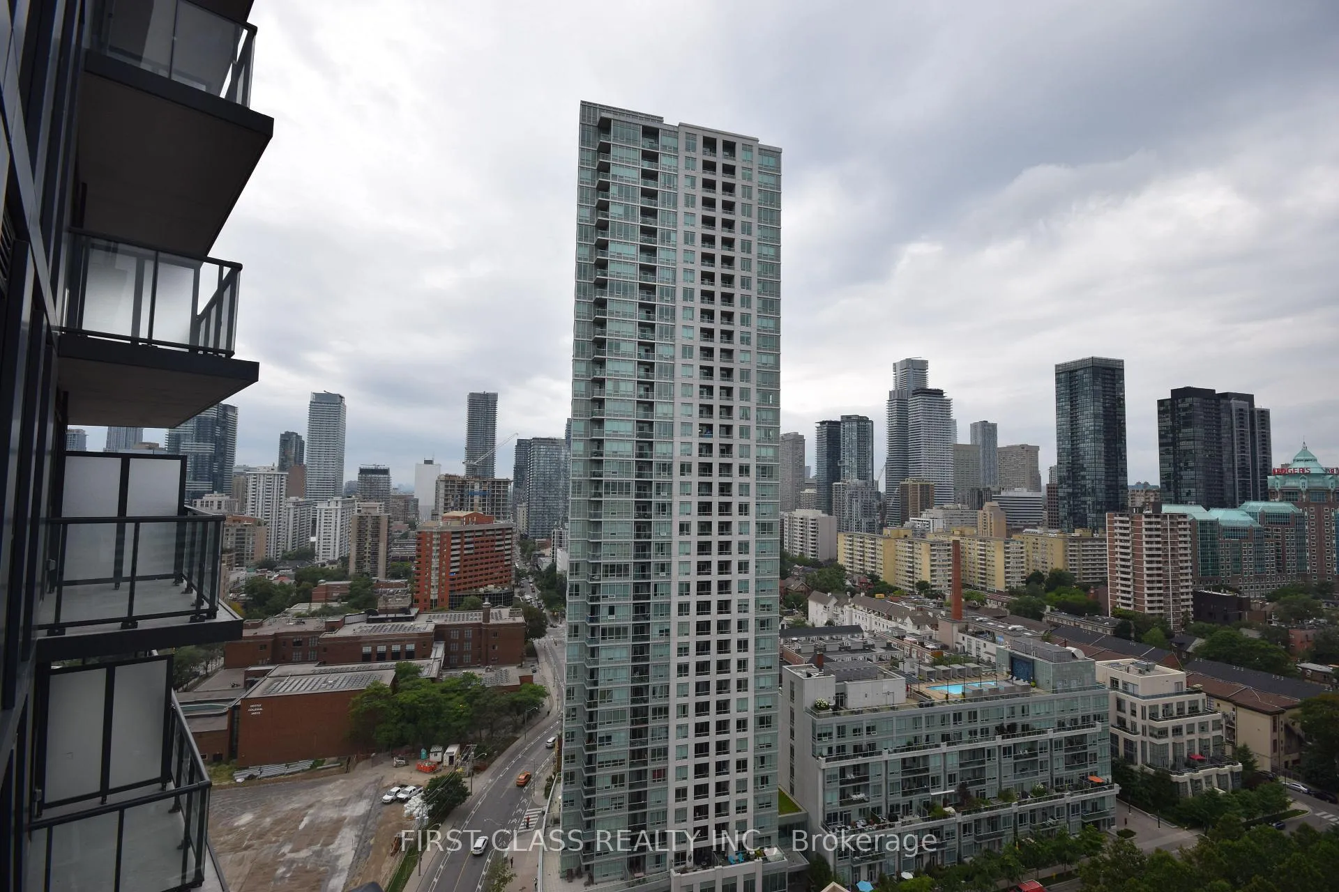 Photo 26 of Unit 2011, 159 Wellesley Street E, Toronto, Church-Yonge Corridor — HOMEH