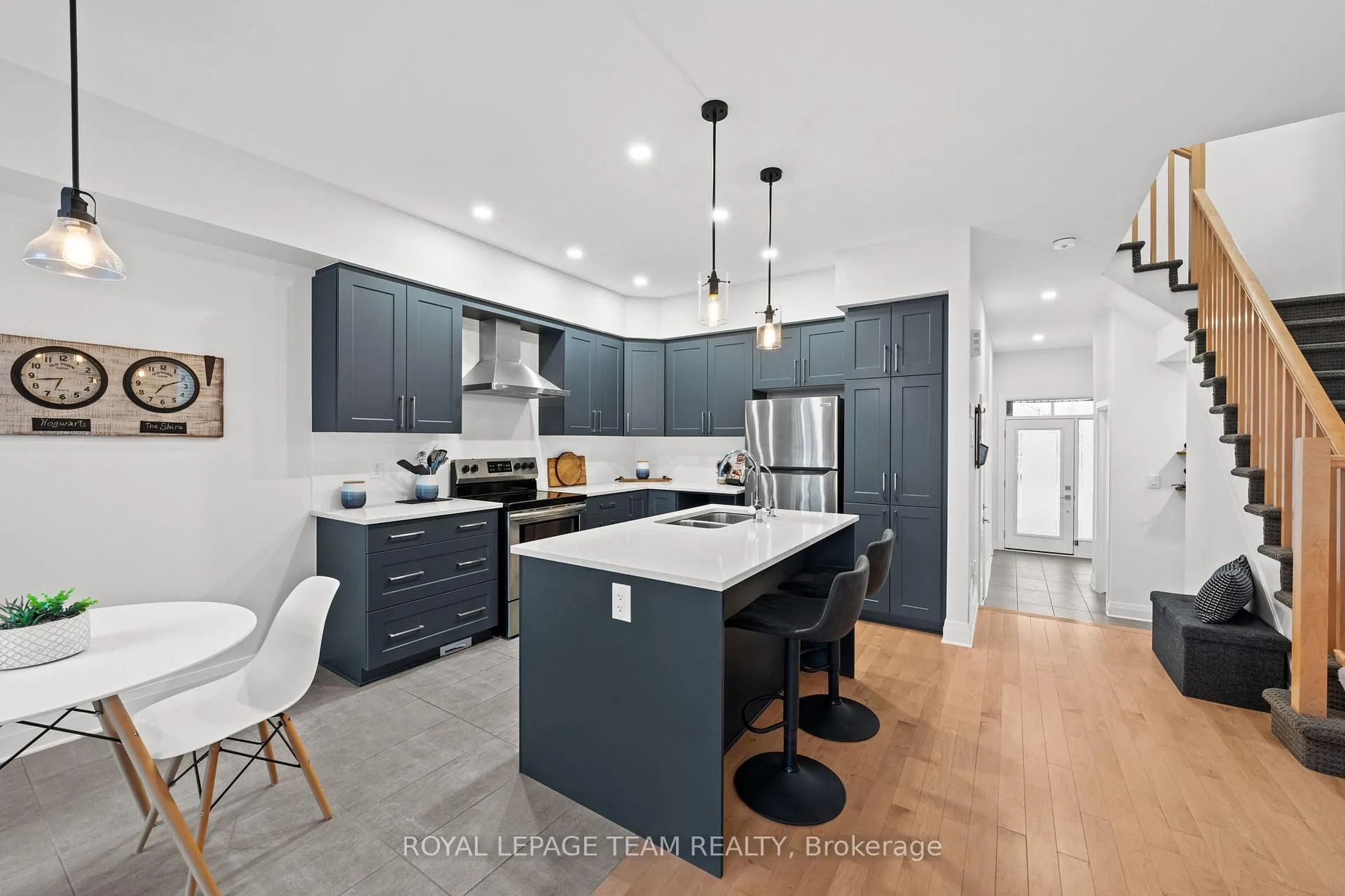 Photo 9 of 289 Big Dipper Street, Ottawa, Riverside South/Gloucester Glen — HOMEH