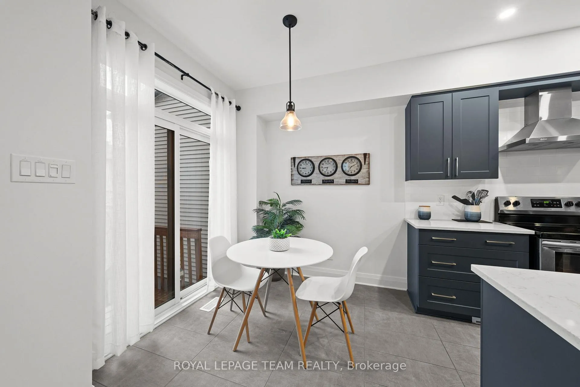 Photo 14 of 289 Big Dipper Street, Ottawa, Riverside South/Gloucester Glen — HOMEH