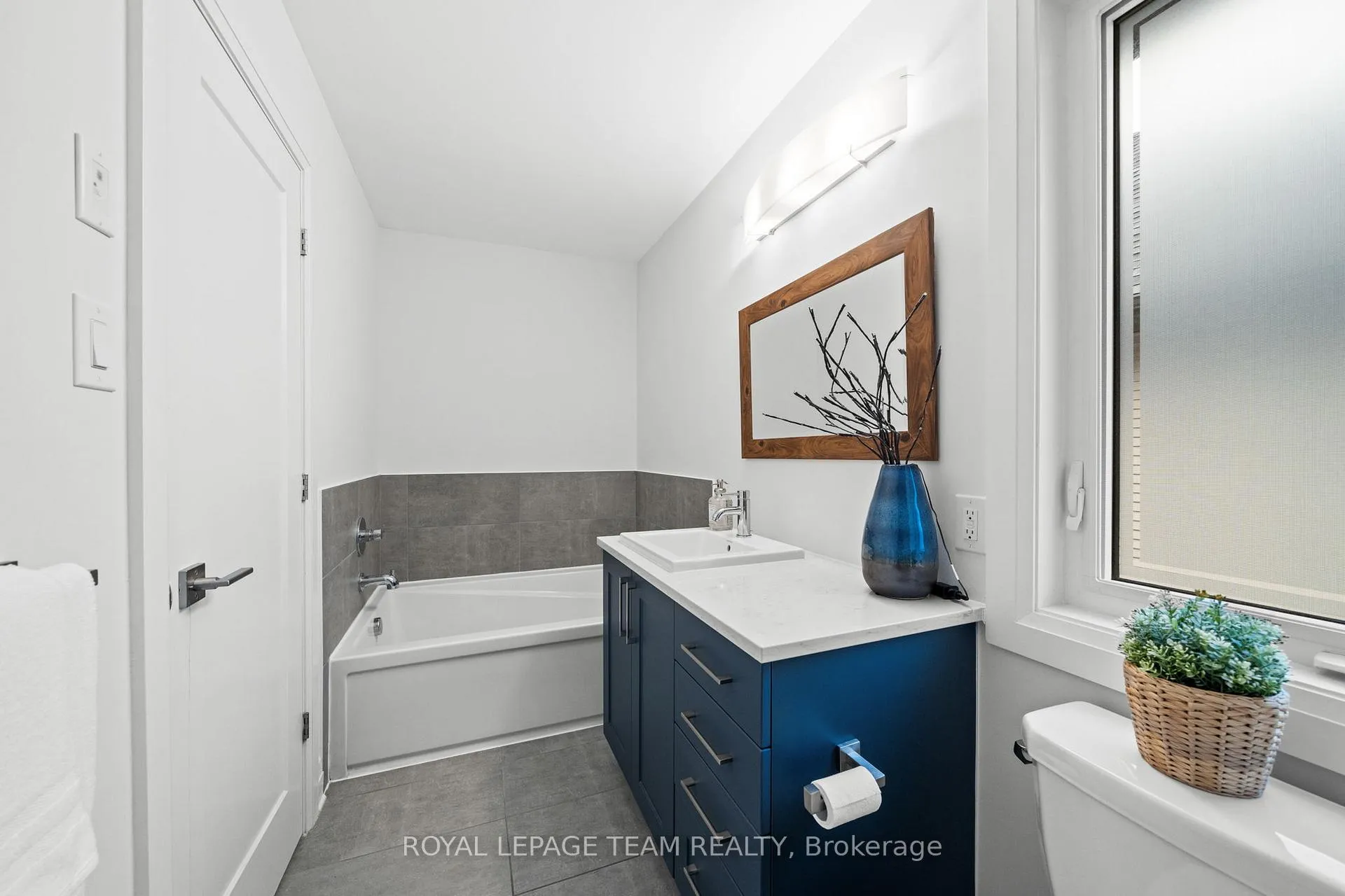 Photo 28 of 289 Big Dipper Street, Ottawa, Riverside South/Gloucester Glen — HOMEH