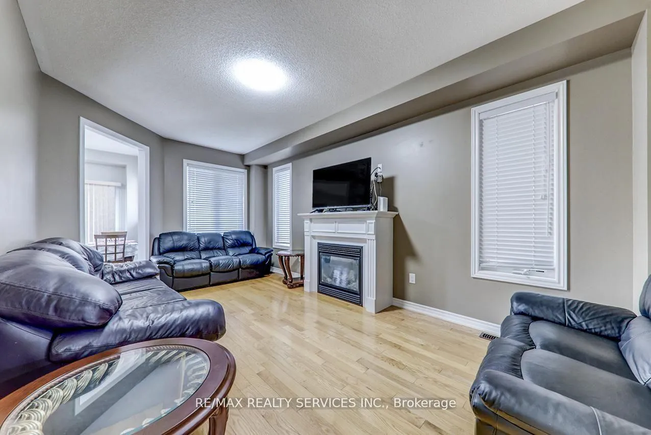 Photo 9 of 2179 Dawson Crescent, Innisfil, Alcona — HOMEH