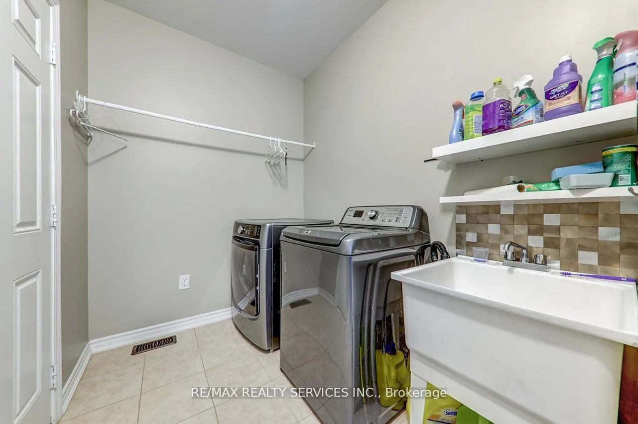 Photo 17 of 2179 Dawson Crescent, Innisfil, Alcona — HOMEH
