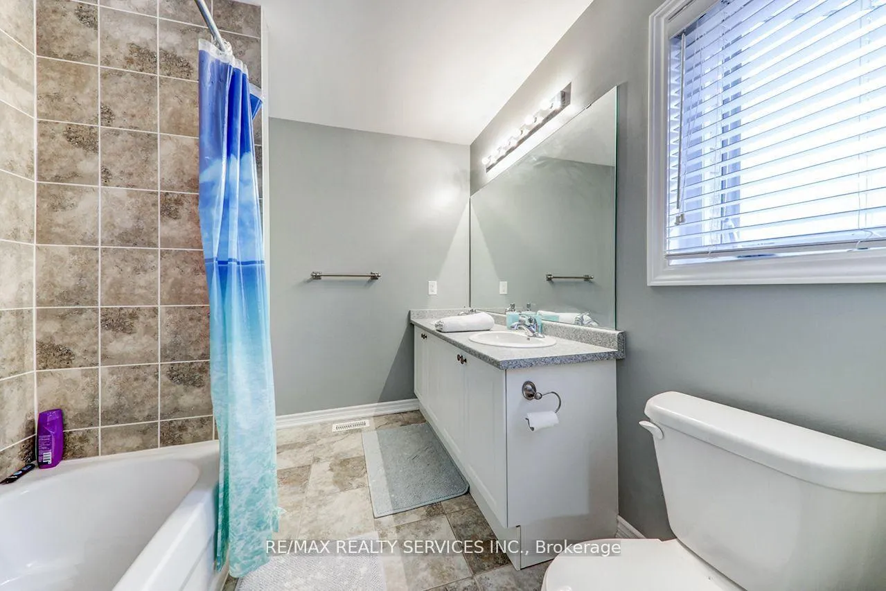 Photo 25 of 2179 Dawson Crescent, Innisfil, Alcona — HOMEH