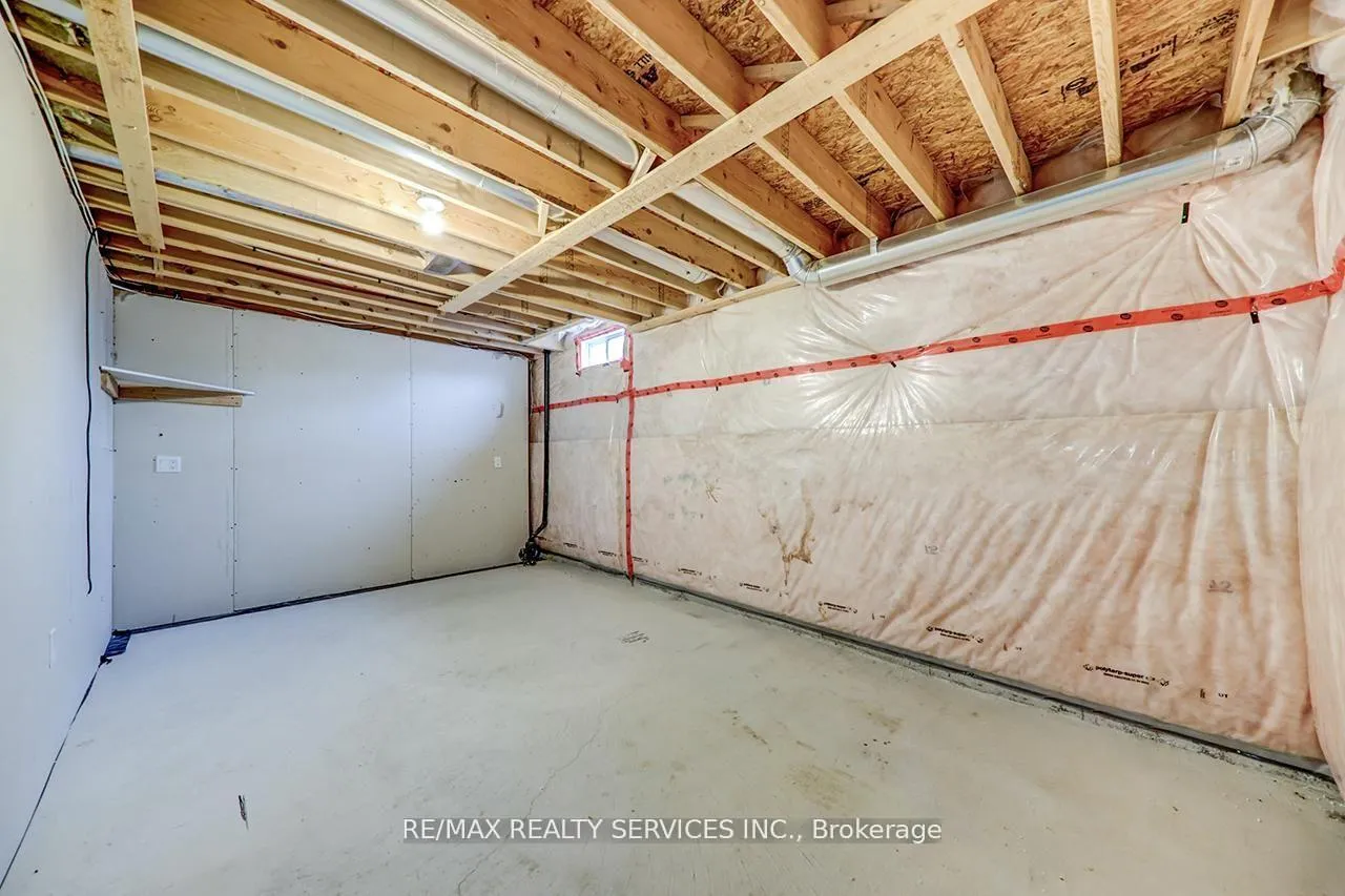 Photo 32 of 2179 Dawson Crescent, Innisfil, Alcona — HOMEH