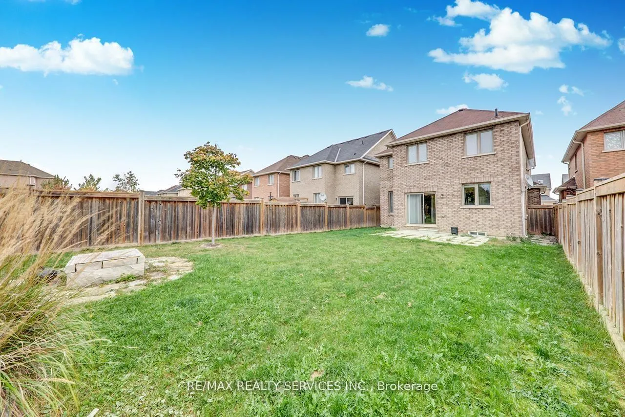 Photo 39 of 2179 Dawson Crescent, Innisfil, Alcona — HOMEH