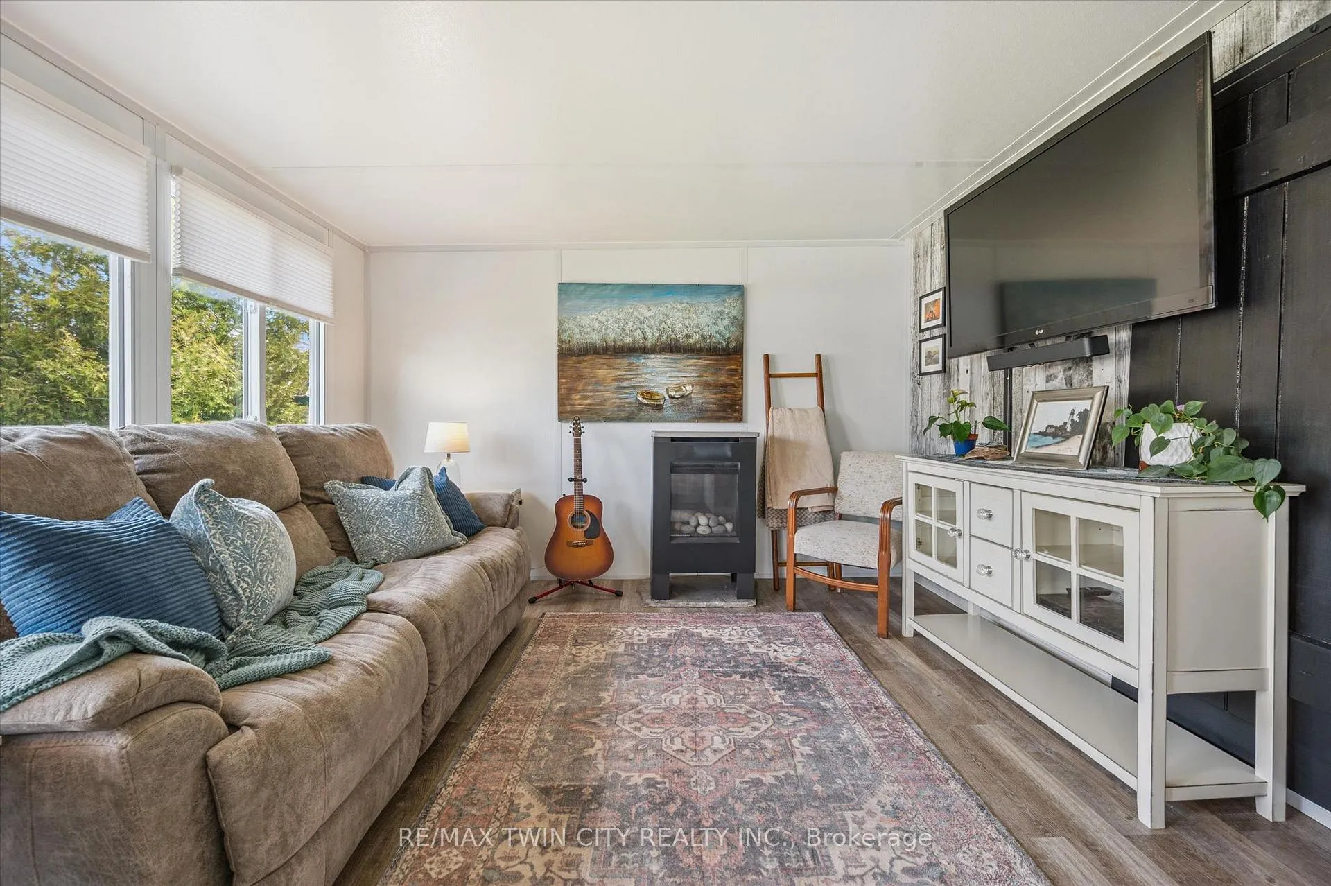 Photo 3 of Unit 83, 930 Lakeshore Road, Norfolk, Rural Houghton — HOMEH