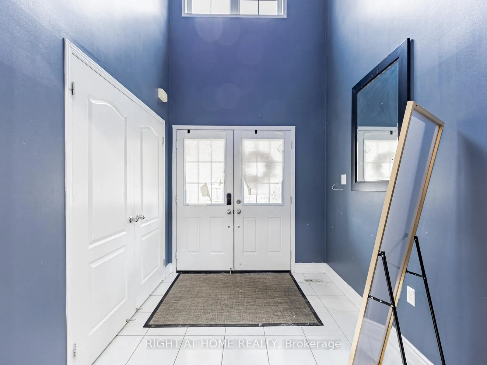 Photo 3 of 1904 Arborwood Drive, Oshawa, Taunton — HOMEH