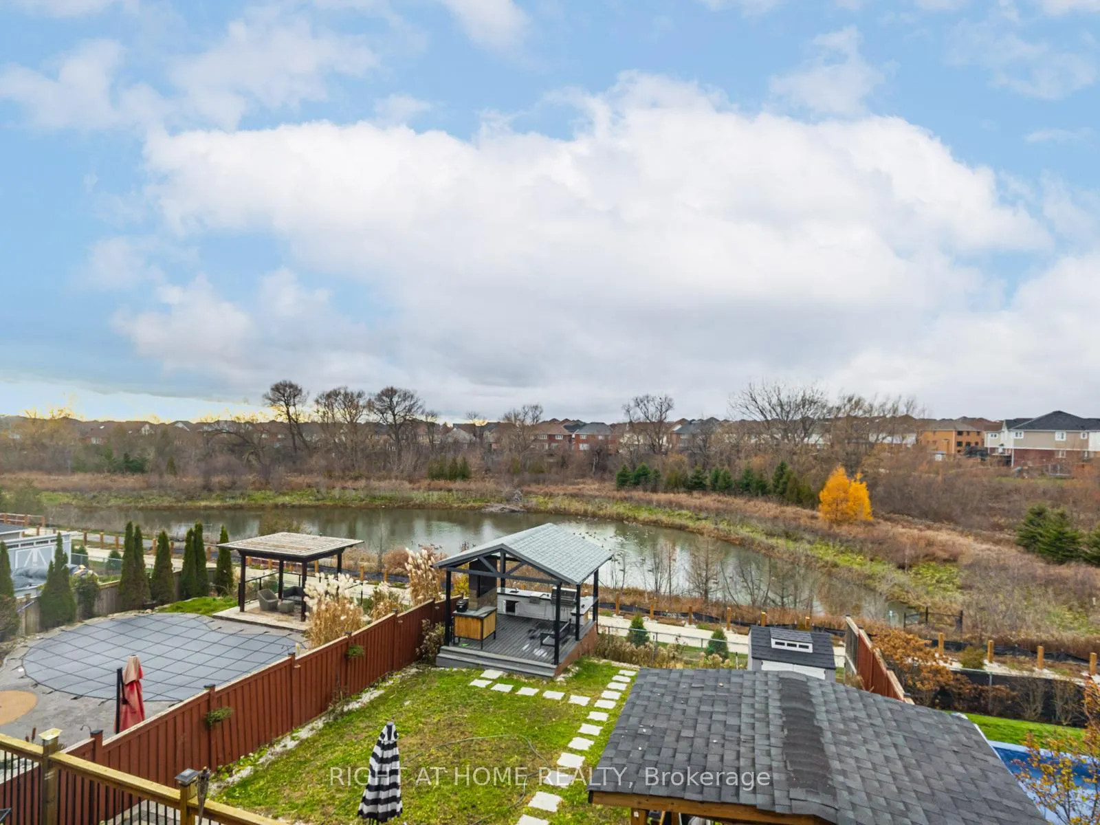 Photo 31 of 1904 Arborwood Drive, Oshawa, Taunton — HOMEH