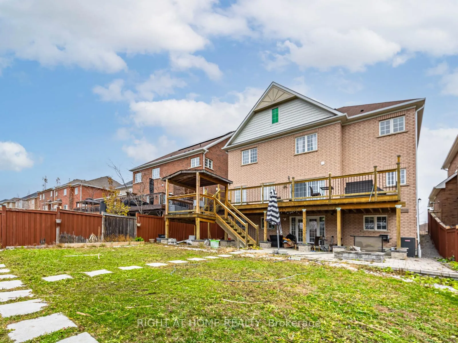 Photo 34 of 1904 Arborwood Drive, Oshawa, Taunton — HOMEH