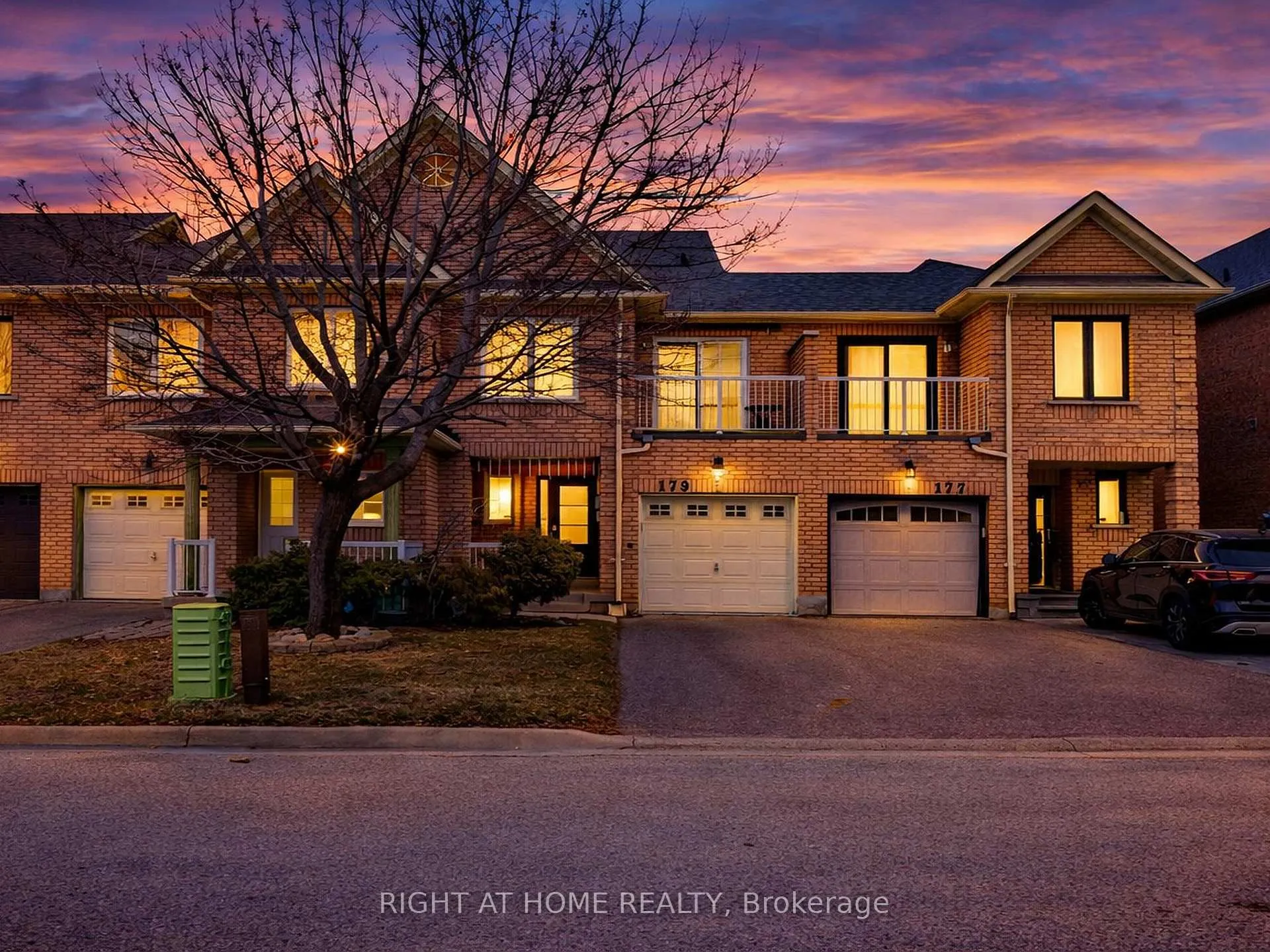 Photo 8 of 179 Vanguard Road, Vaughan, Patterson — HOMEH