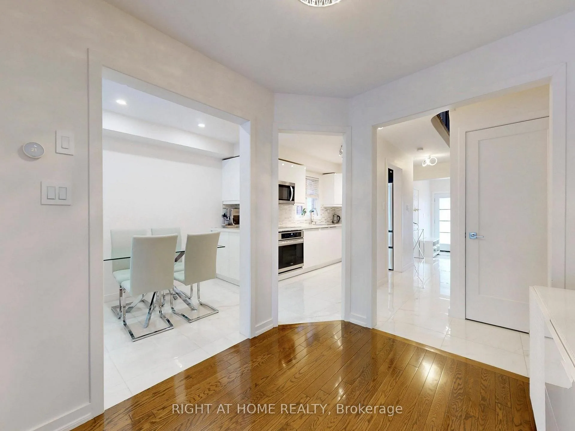 Photo 19 of 179 Vanguard Road, Vaughan, Patterson — HOMEH