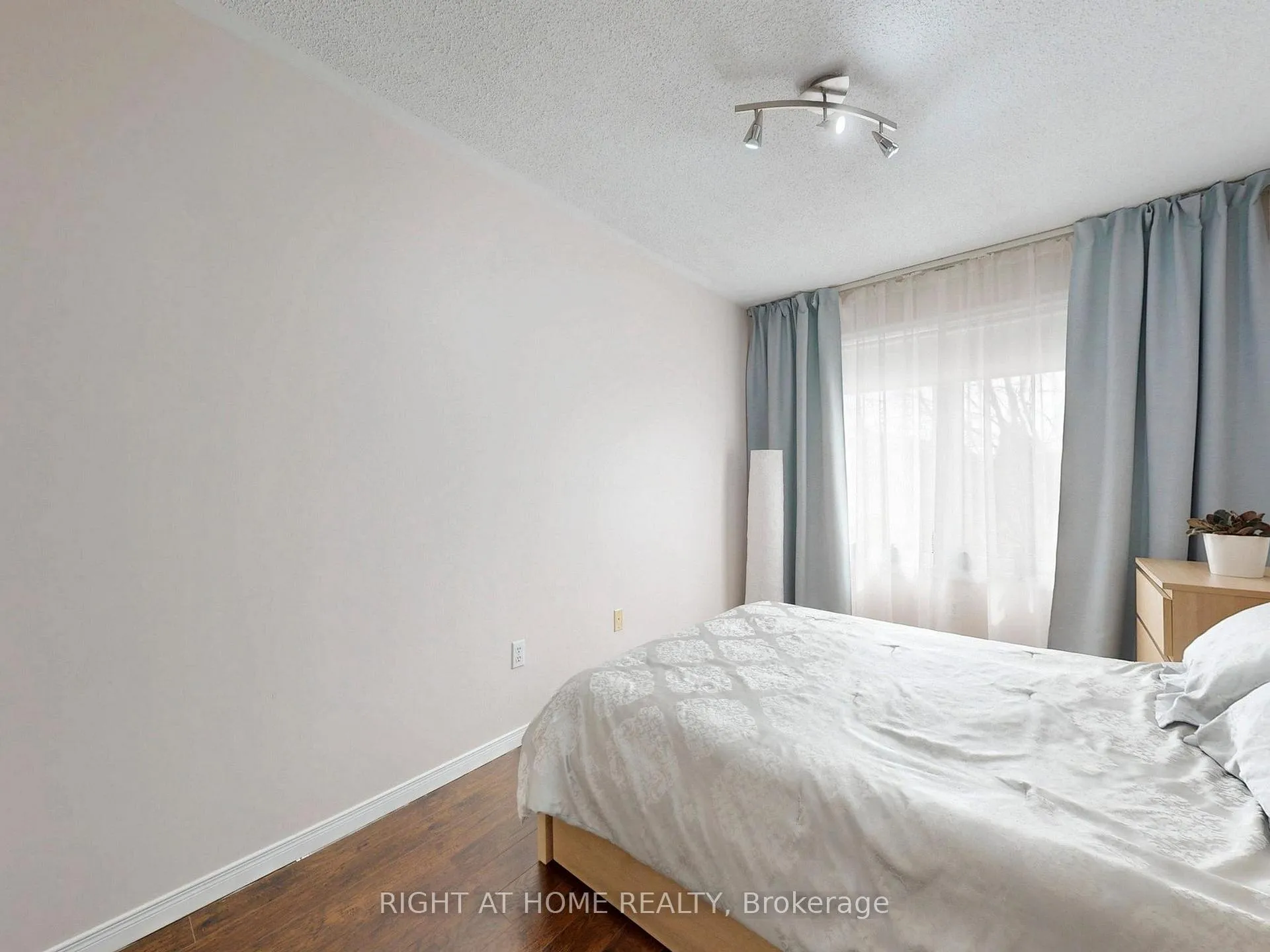 Photo 31 of 179 Vanguard Road, Vaughan, Patterson — HOMEH