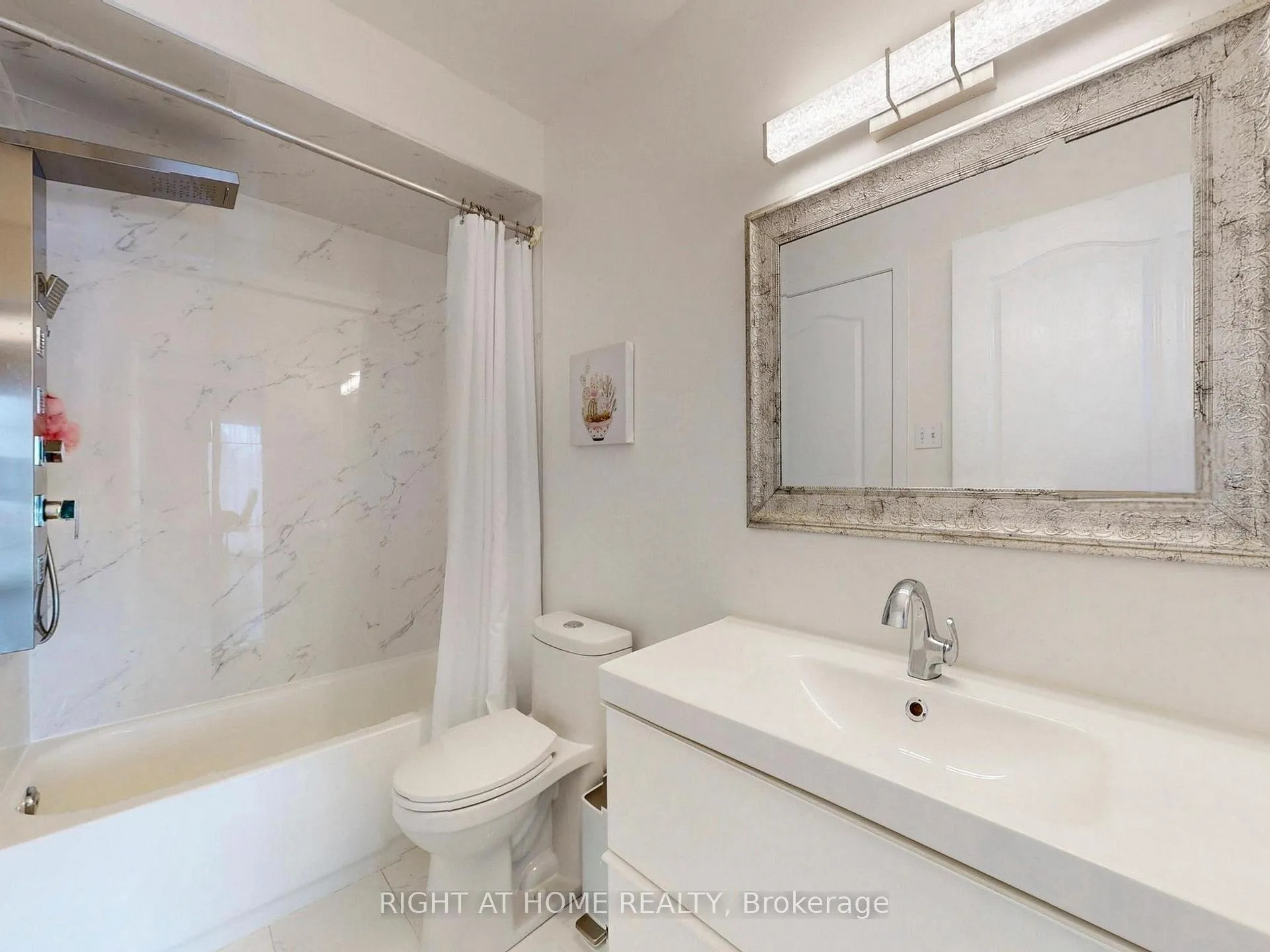 Photo 34 of 179 Vanguard Road, Vaughan, Patterson — HOMEH