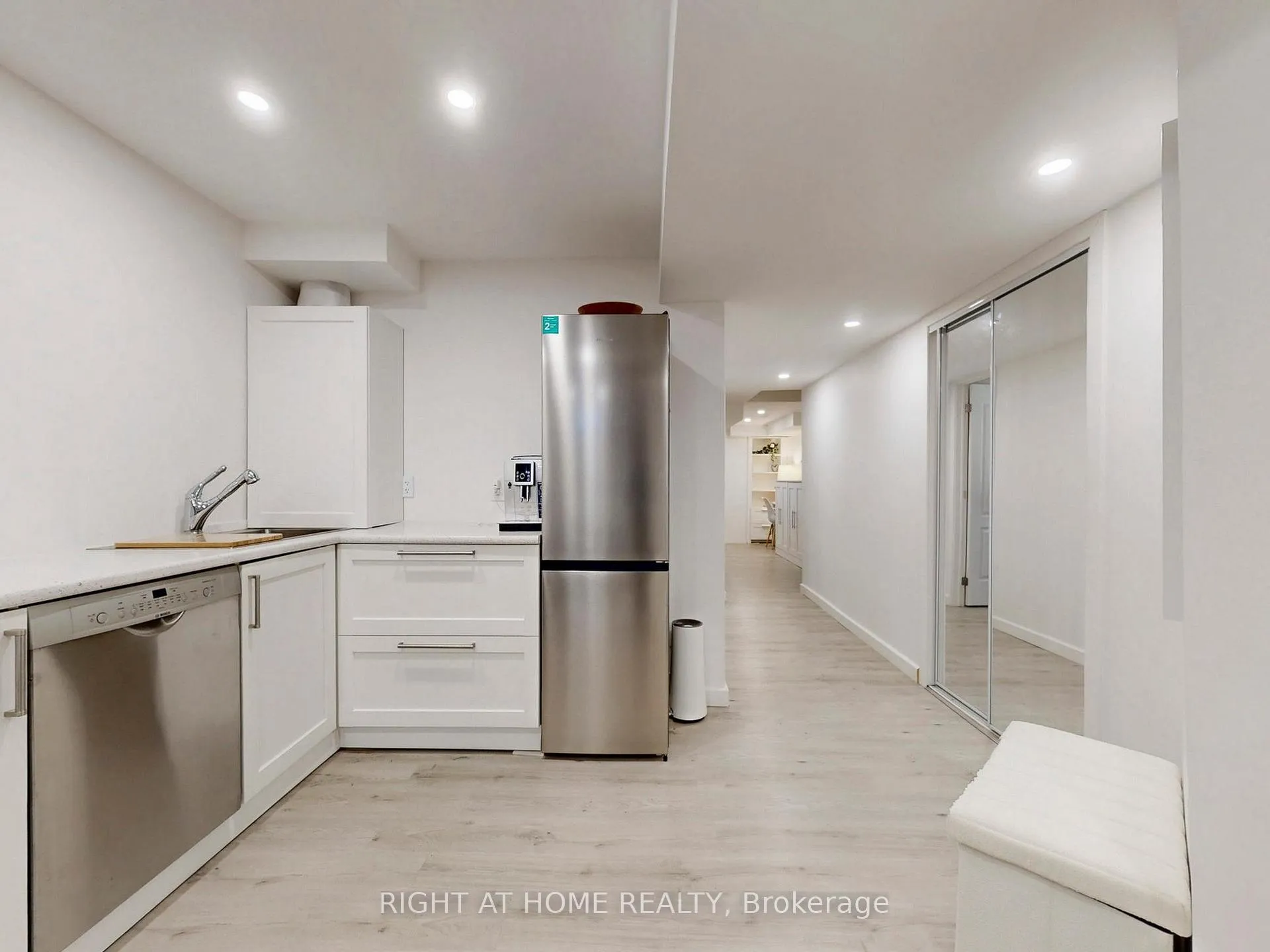 Photo 39 of 179 Vanguard Road, Vaughan, Patterson — HOMEH