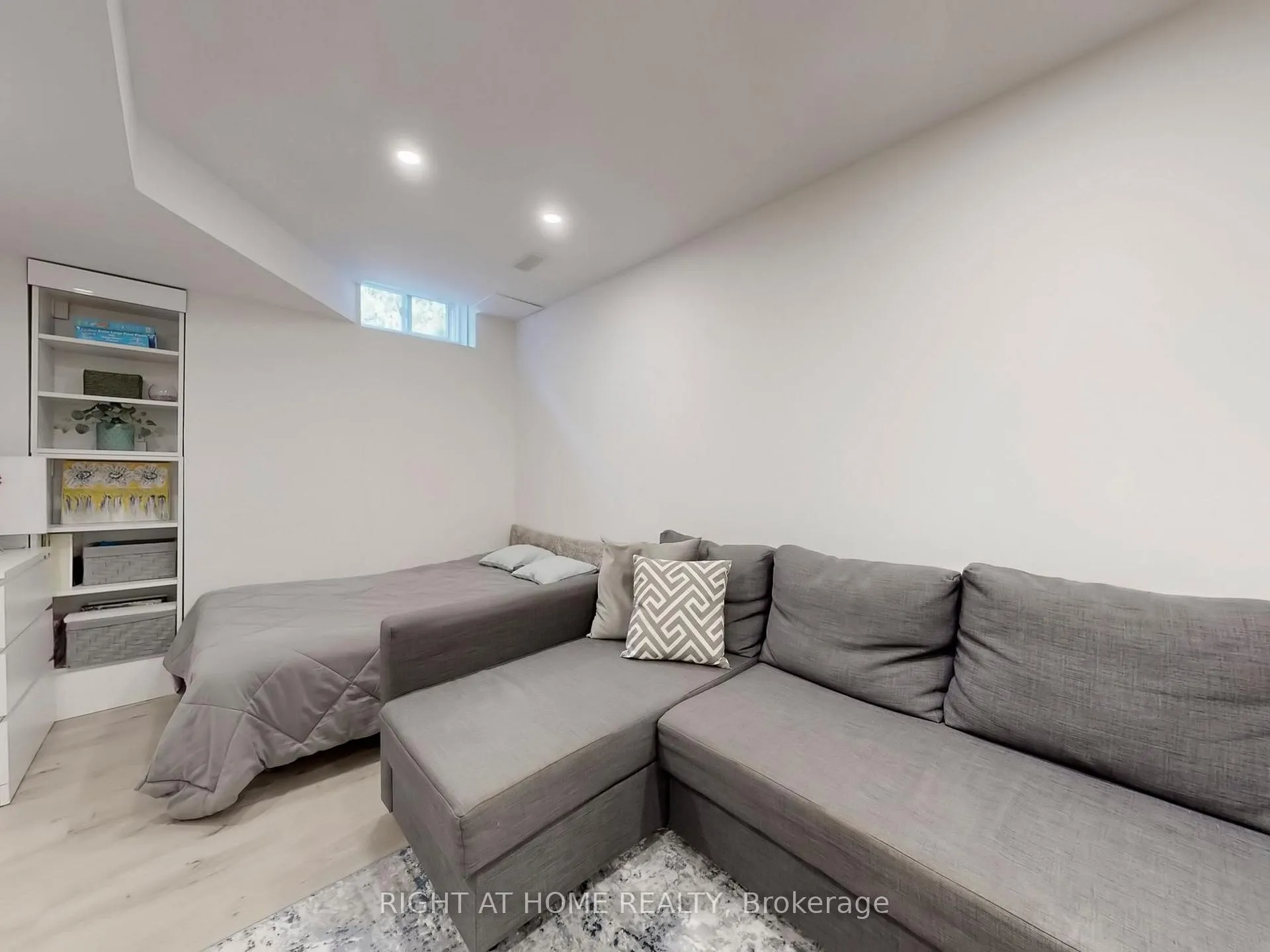 Photo 42 of 179 Vanguard Road, Vaughan, Patterson — HOMEH