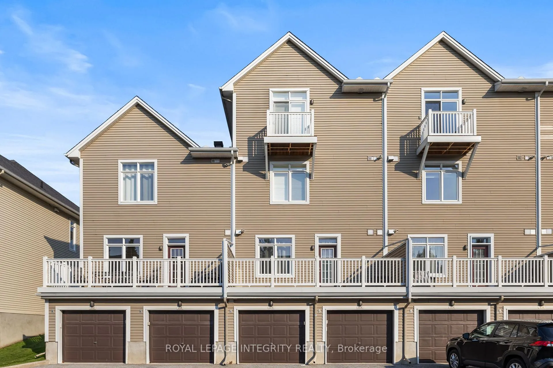 Photo 3 of Unit 16, 270 Kinghaven Crescent, Ottawa, Kanata - Bridlewood — HOMEH