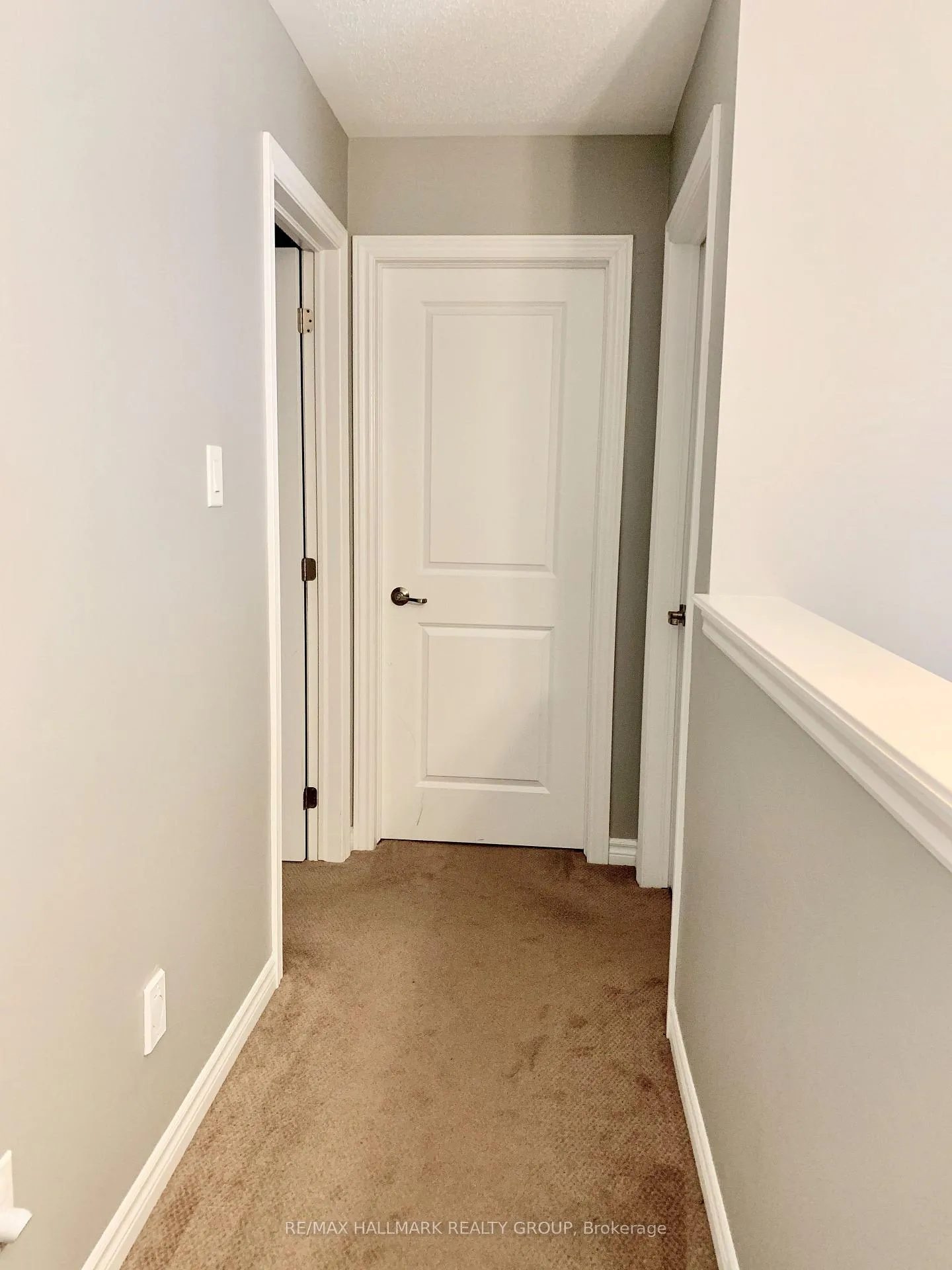 Photo 10 of 123 Damselfly Way, Ottawa, Barrhaven - Half Moon Bay — HOMEH
