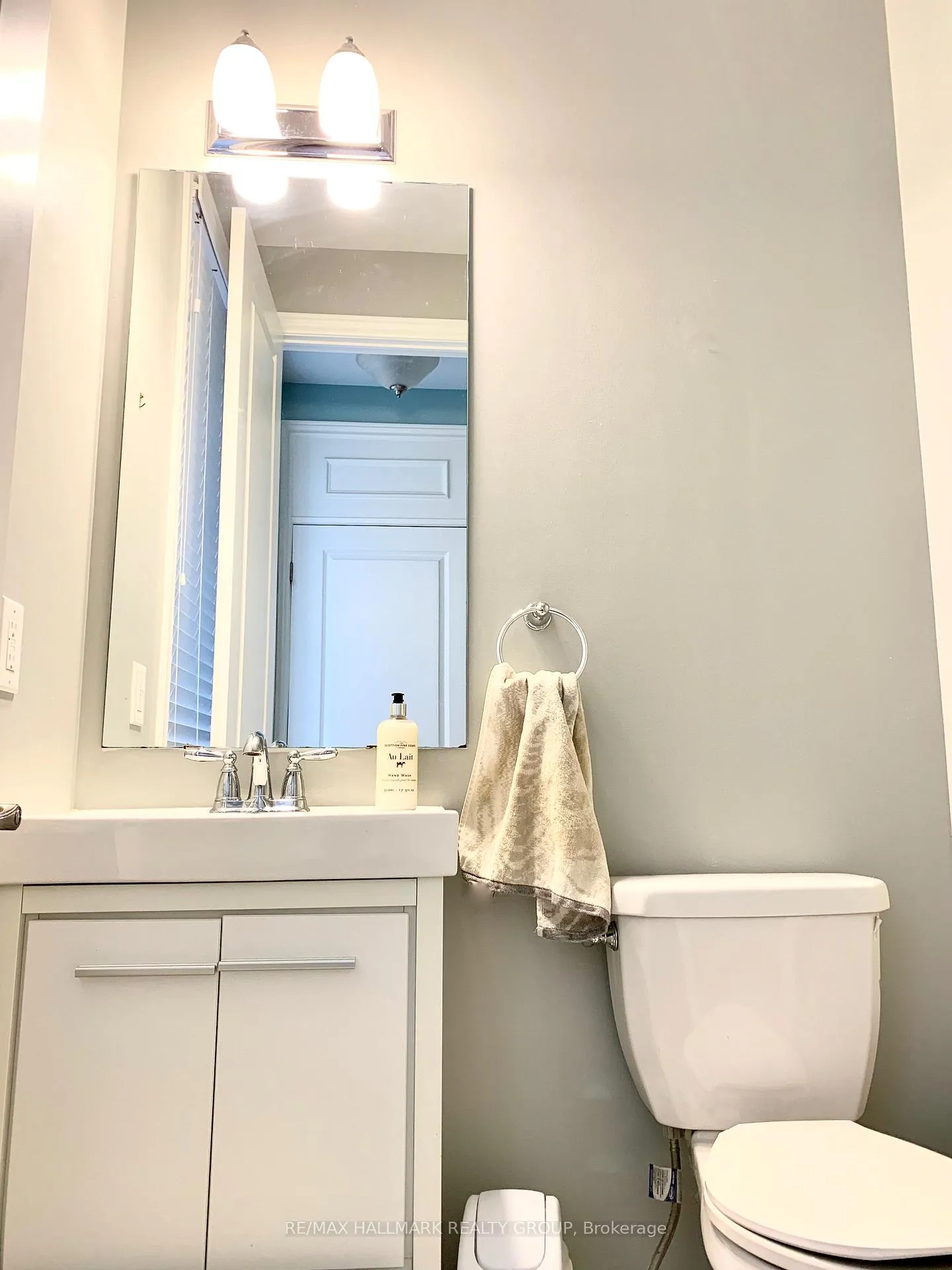 Photo 11 of 123 Damselfly Way, Ottawa, Barrhaven - Half Moon Bay — HOMEH