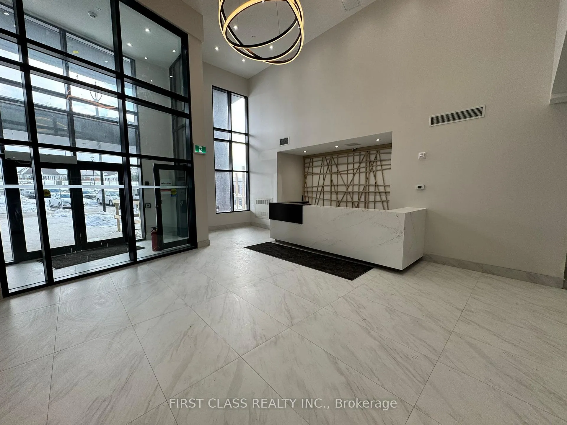Photo 2 of Unit 318, 51 Clarington Boulevard, Clarington, Bowmanville — HOMEH