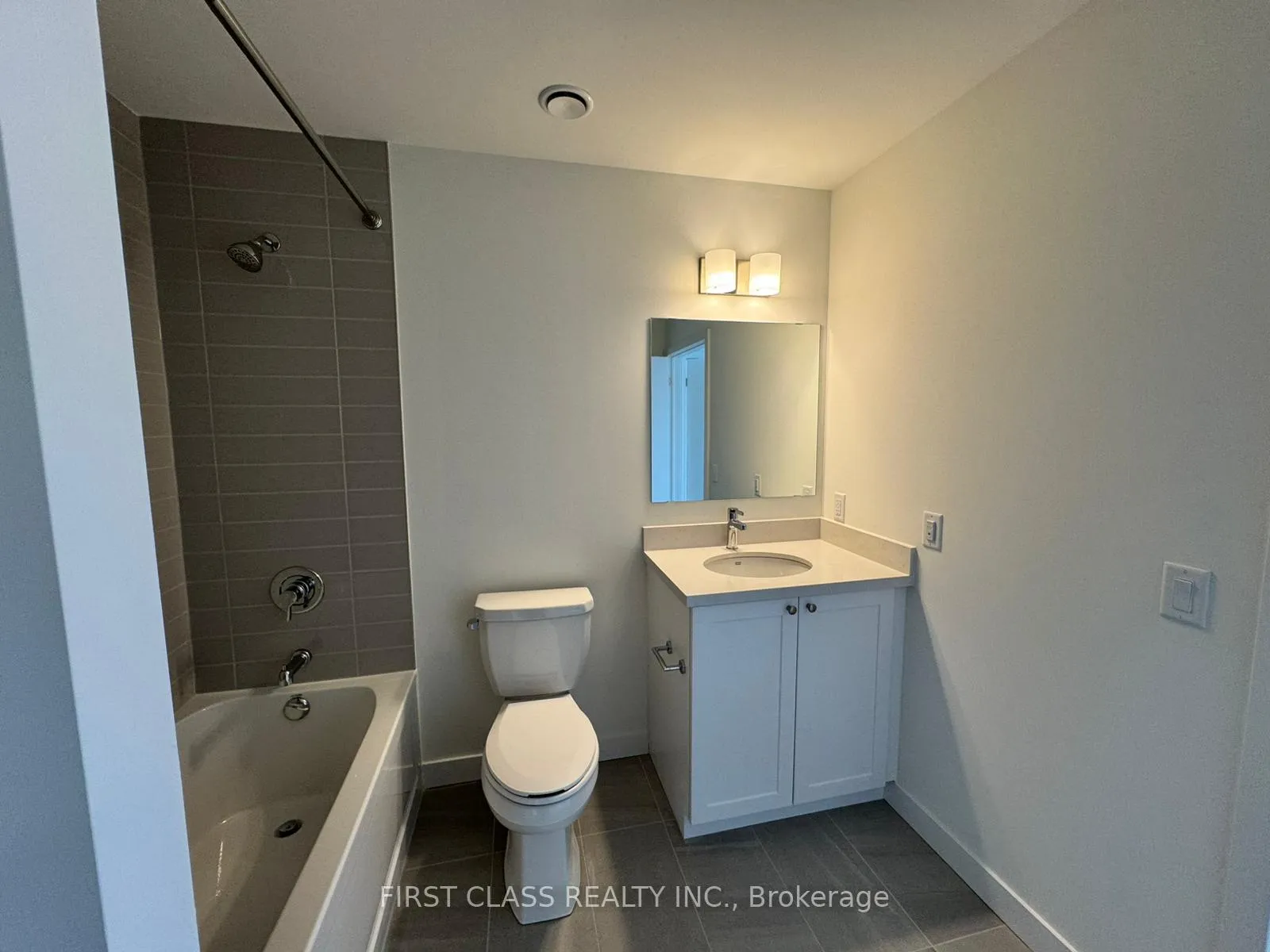 Photo 8 of Unit 318, 51 Clarington Boulevard, Clarington, Bowmanville — HOMEH