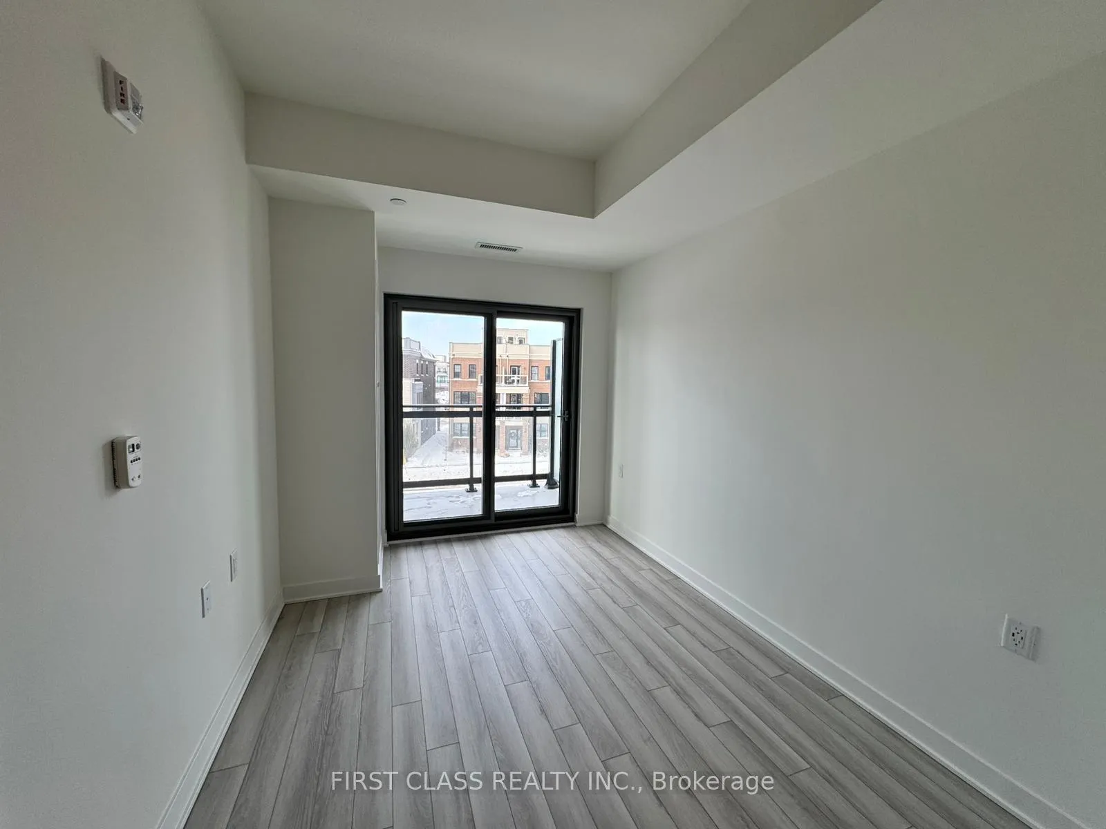 Photo 9 of Unit 318, 51 Clarington Boulevard, Clarington, Bowmanville — HOMEH