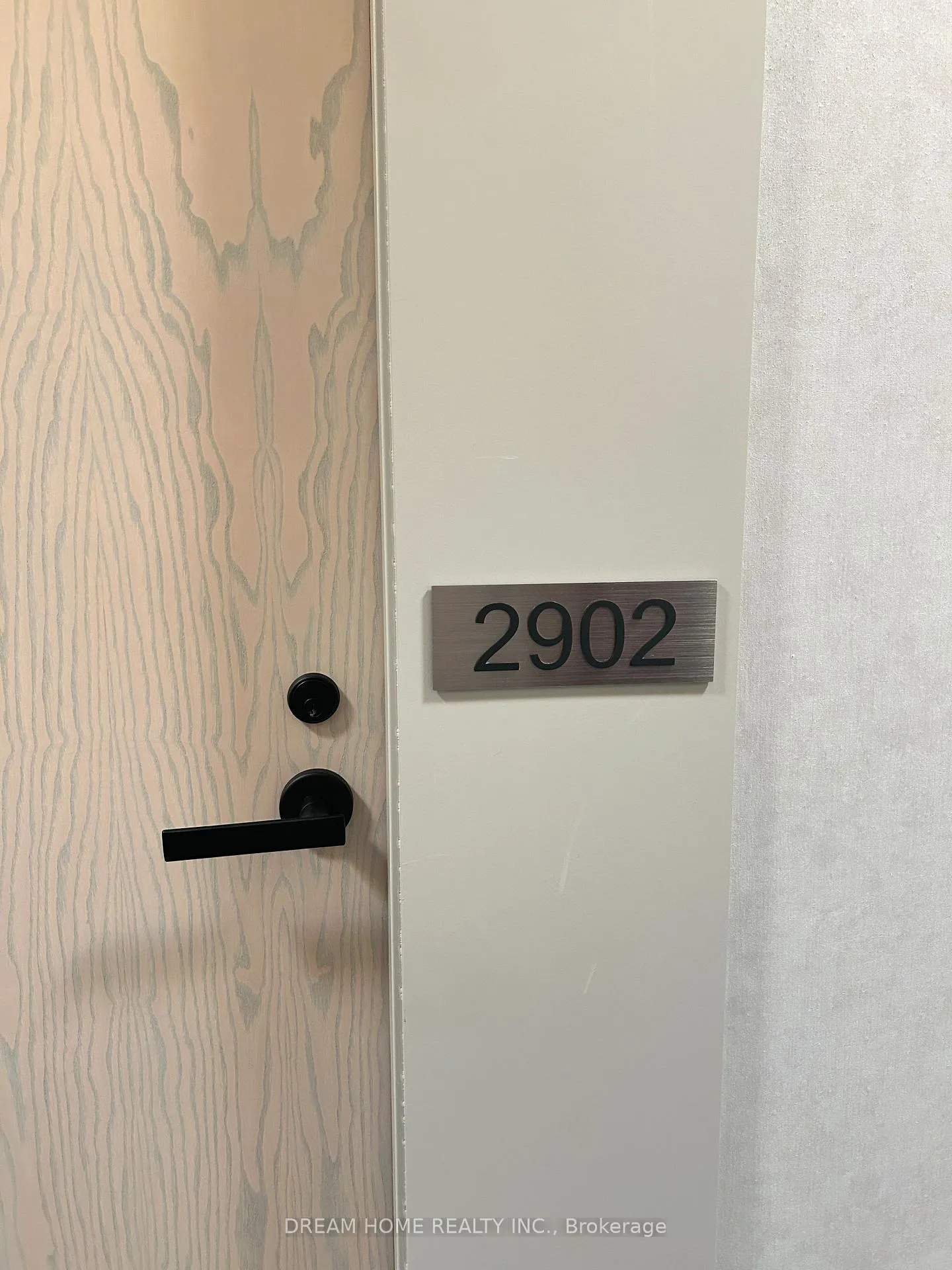 Photo 2 of Unit 2902, 28 Interchange Street, Vaughan, Vaughan Corporate Centre — HOMEH