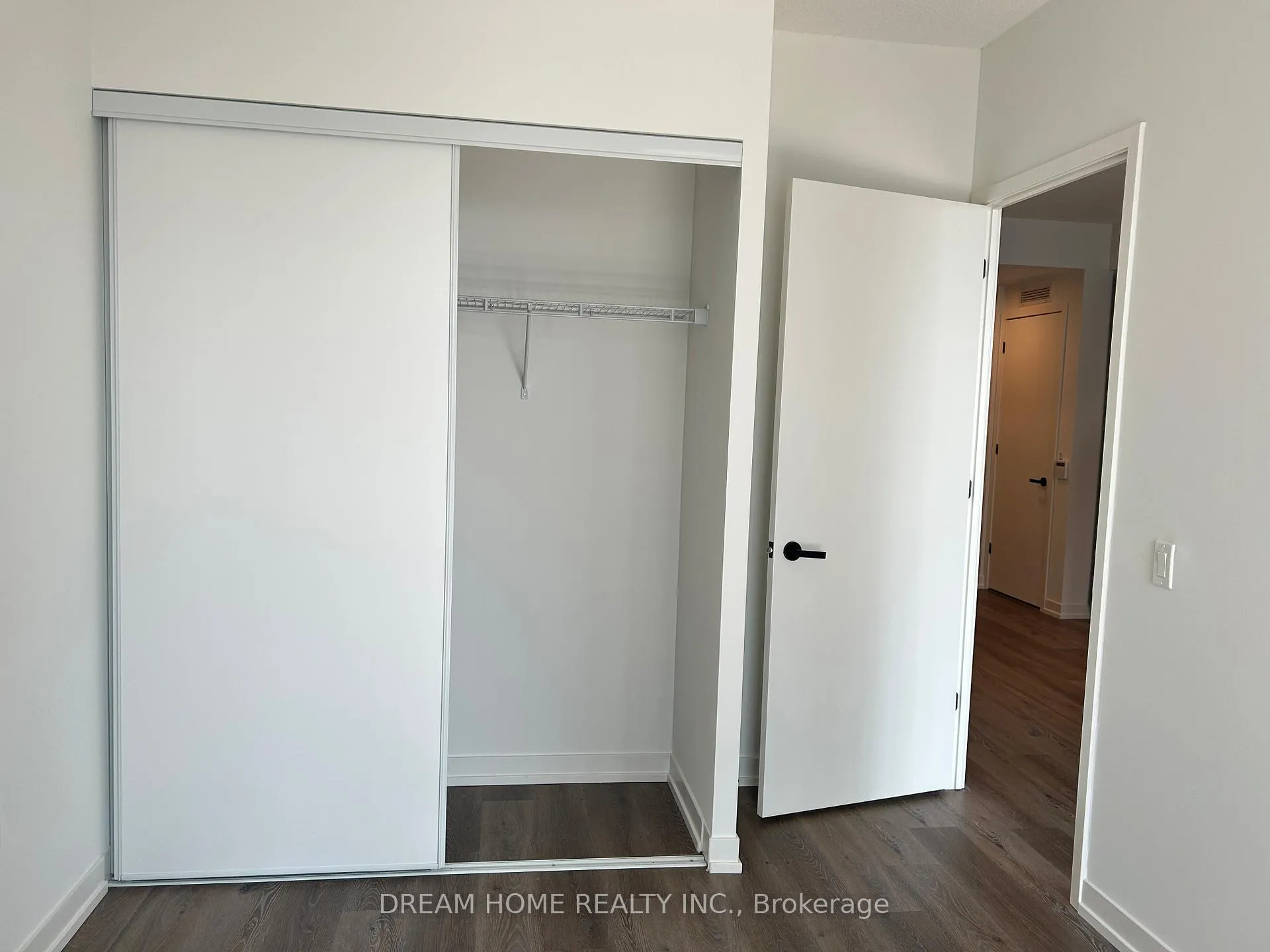 Photo 6 of Unit 2902, 28 Interchange Street, Vaughan, Vaughan Corporate Centre — HOMEH