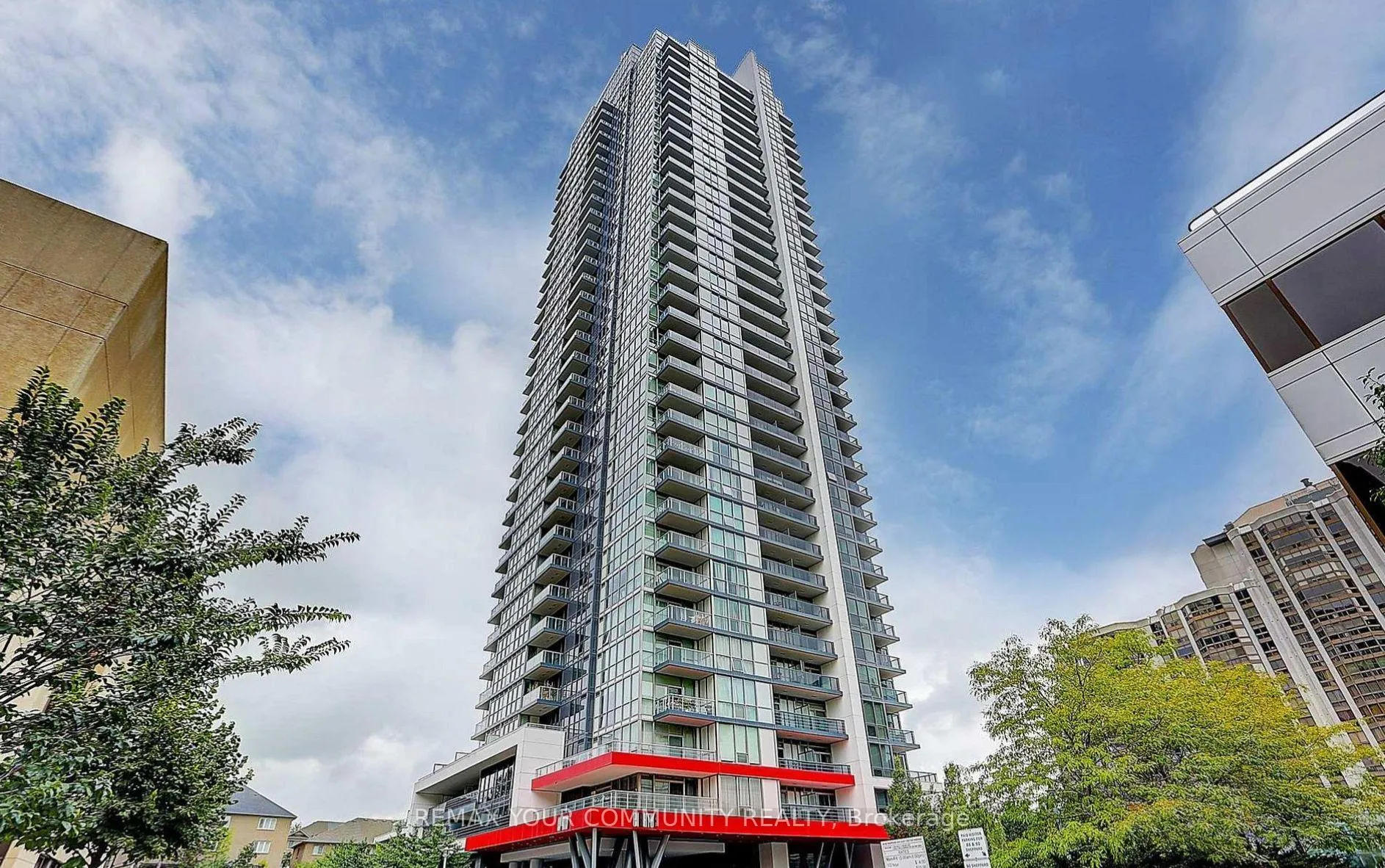 Photo 12 of Unit 1105, 88 Sheppard Avenue E, North York, Willowdale East — HOMEH