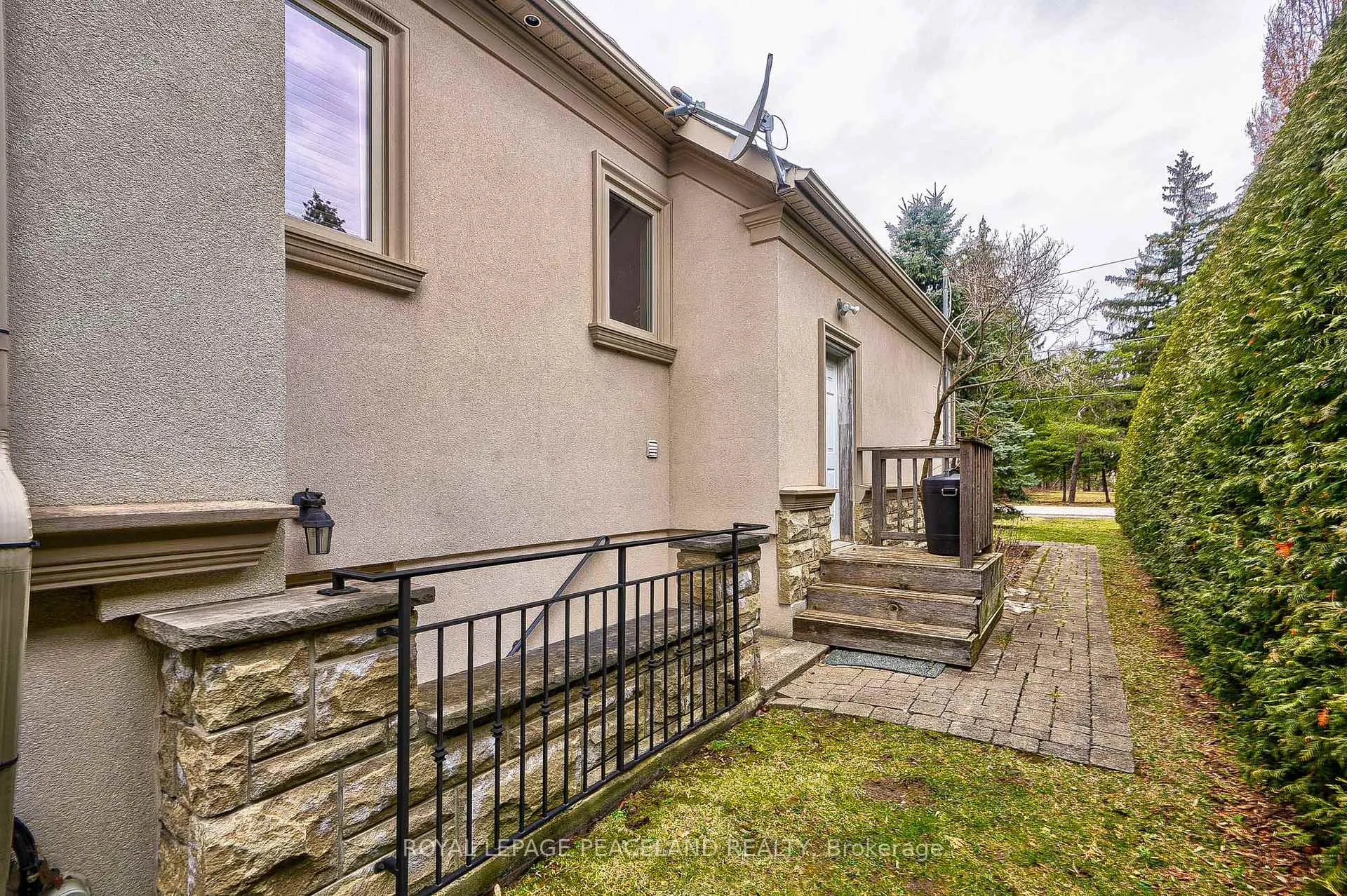 Photo 33 of 3 River Bend Road, Markham, Village Green-South Unionville — HOMEH