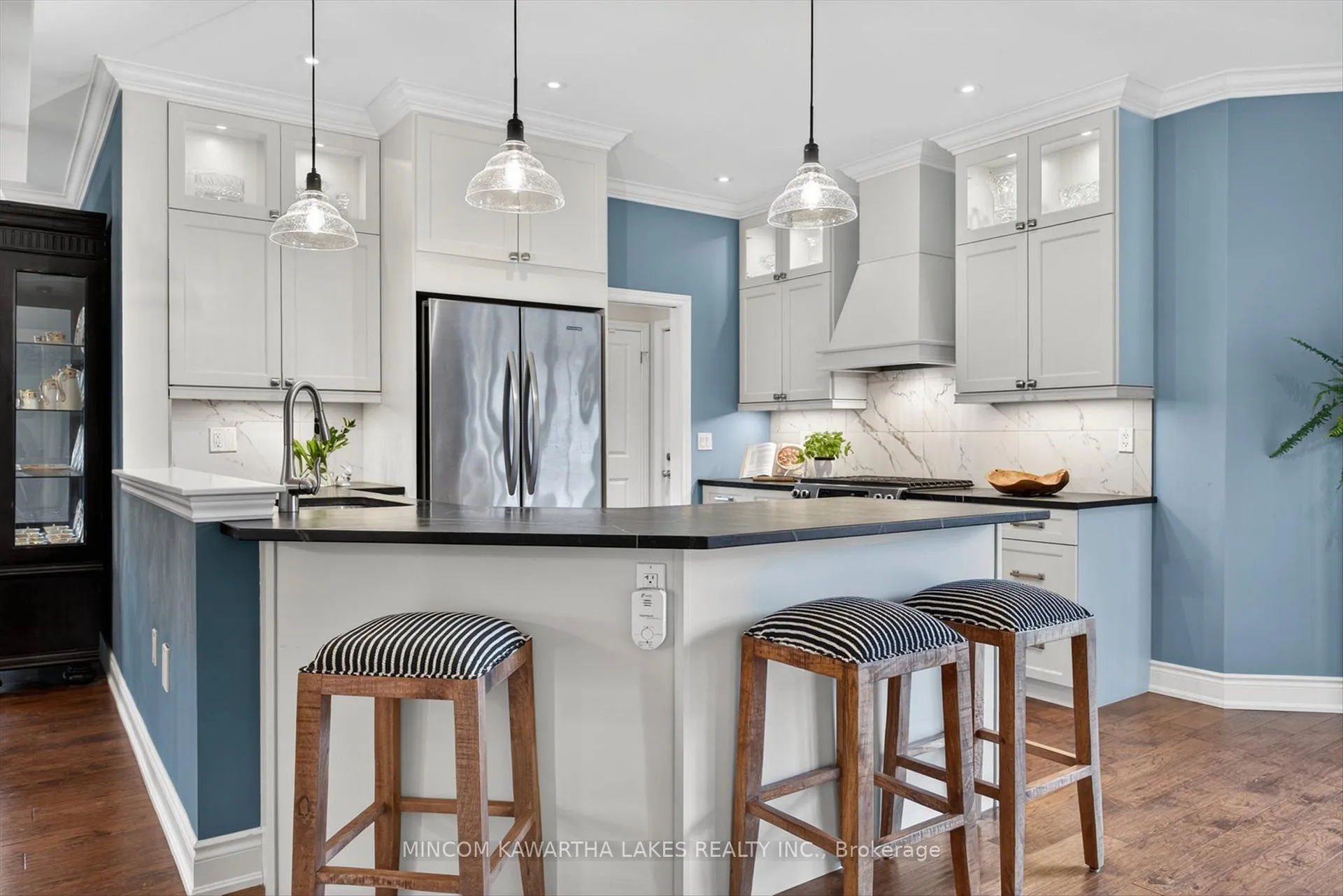 Photo 11 of 806 Smith Road, Cobourg — HOMEH
