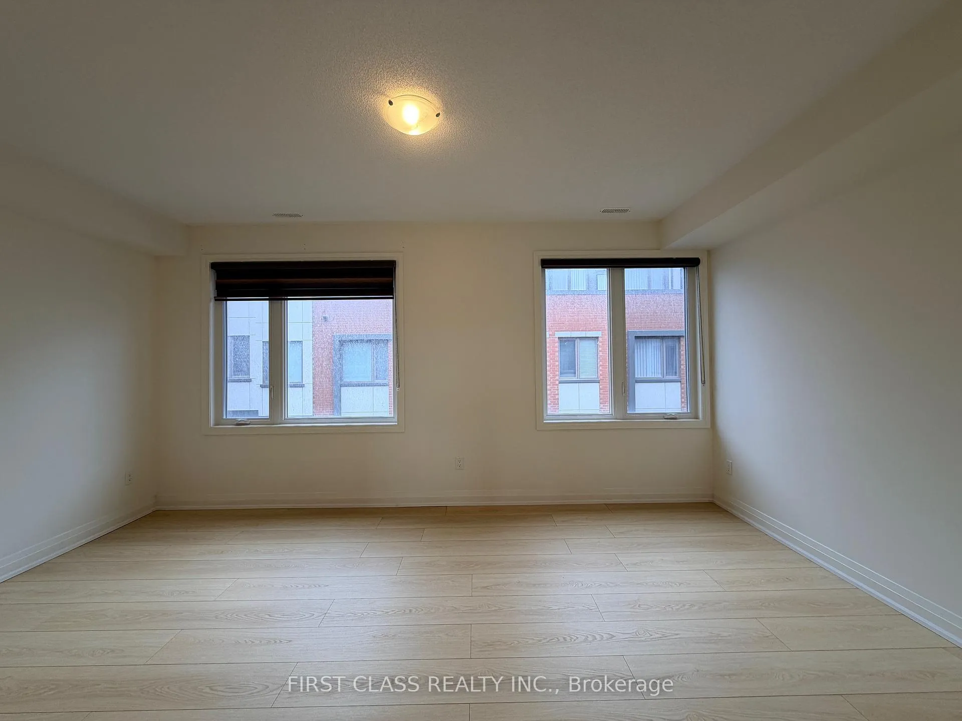 Photo 8 of 24 Teasel Way, Markham, Unionville — HOMEH