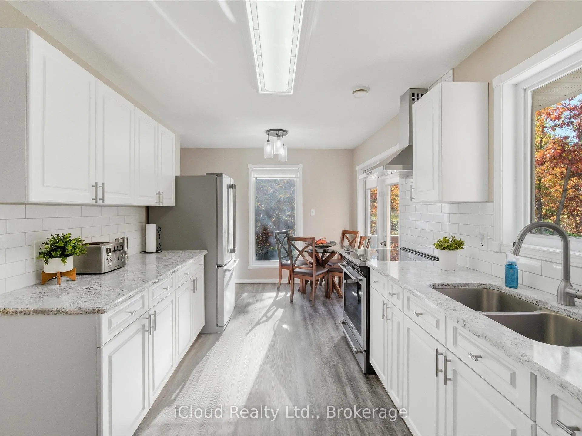 Photo 2 of 6 Springhill Road, McKellar — HOMEH