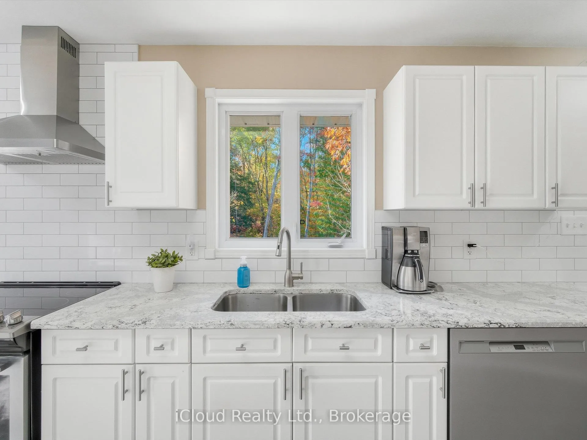 Photo 4 of 6 Springhill Road, McKellar — HOMEH
