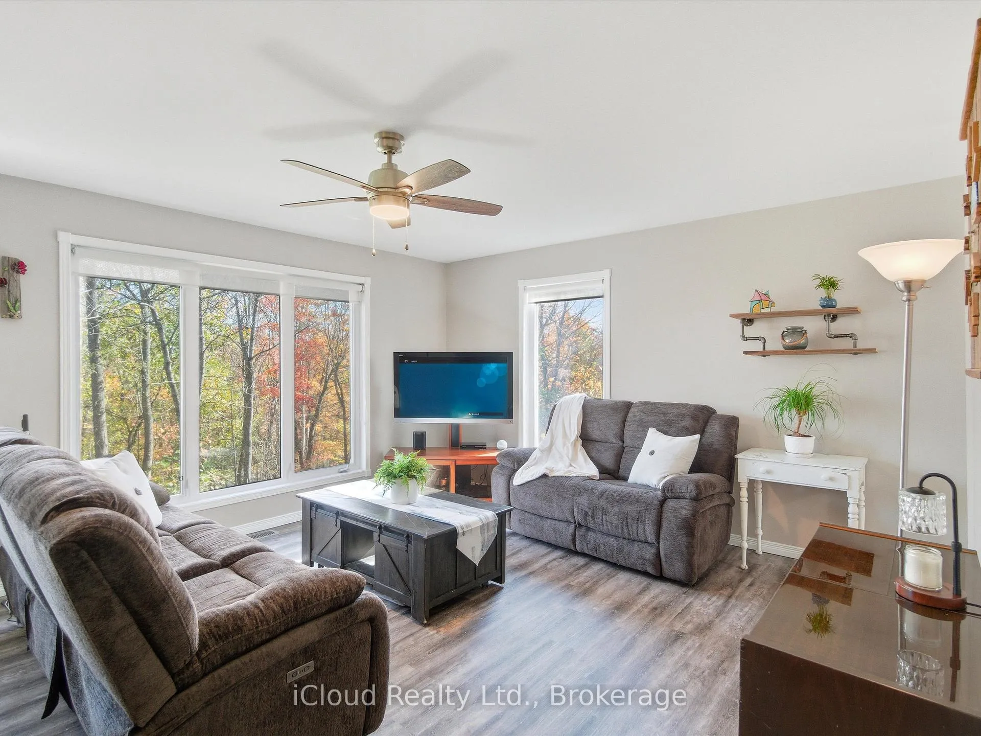 Photo 8 of 6 Springhill Road, McKellar — HOMEH